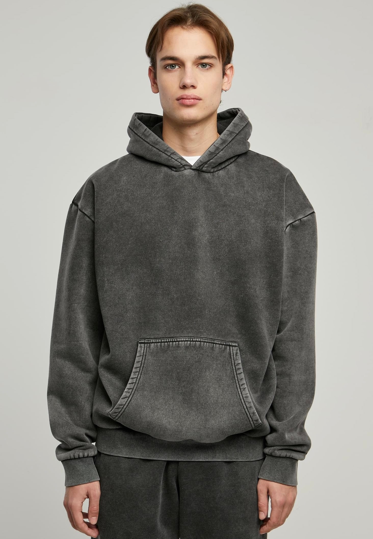 Urban Classics - Heavy Sand Washed Black - Hoodie | Men-Image