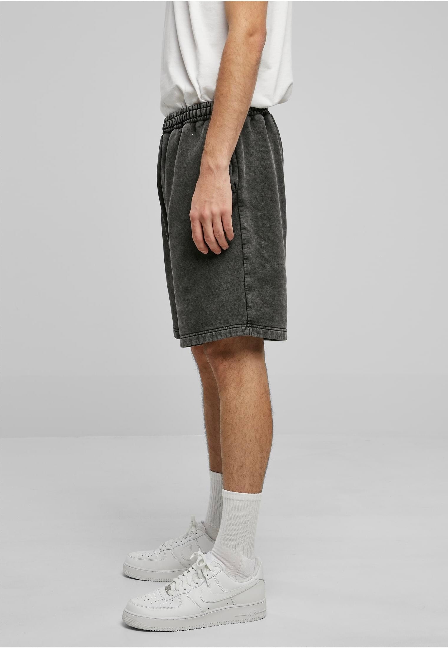 Urban Classics - Heavy Sand Washed Black - Shorts | Men-Image