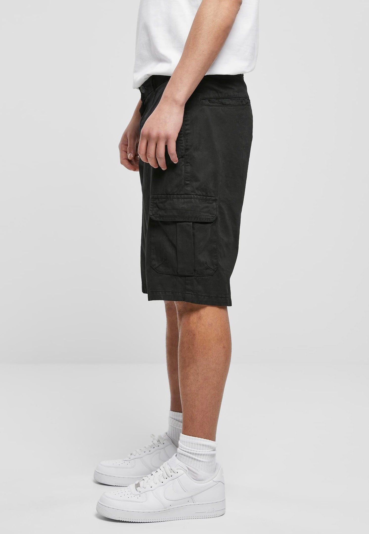 Urban Classics - Big Cargo Black - Shorts | Men-Image