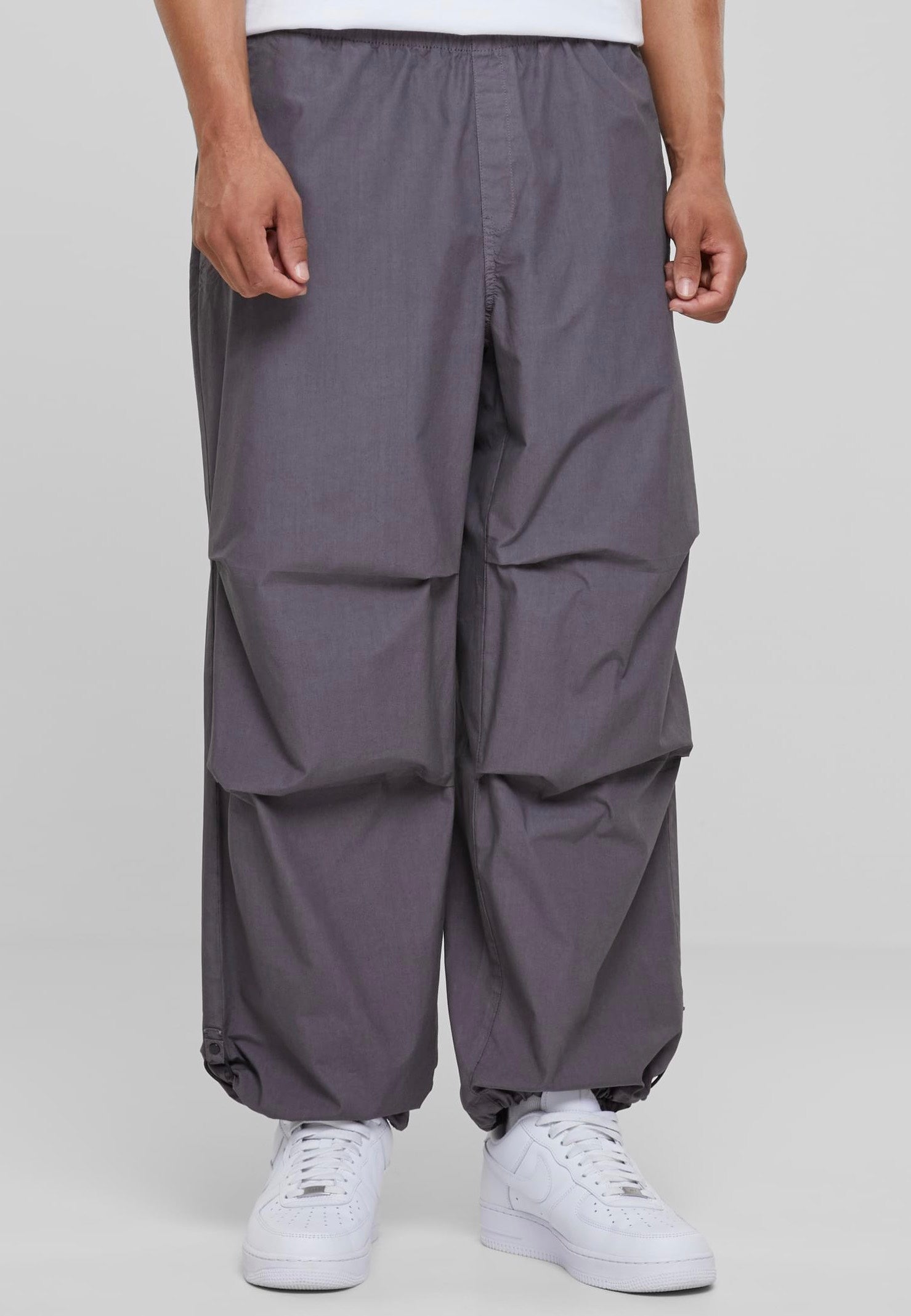 Urban Classics - Popline Parachute Darkshadow - Pants | Men-Image