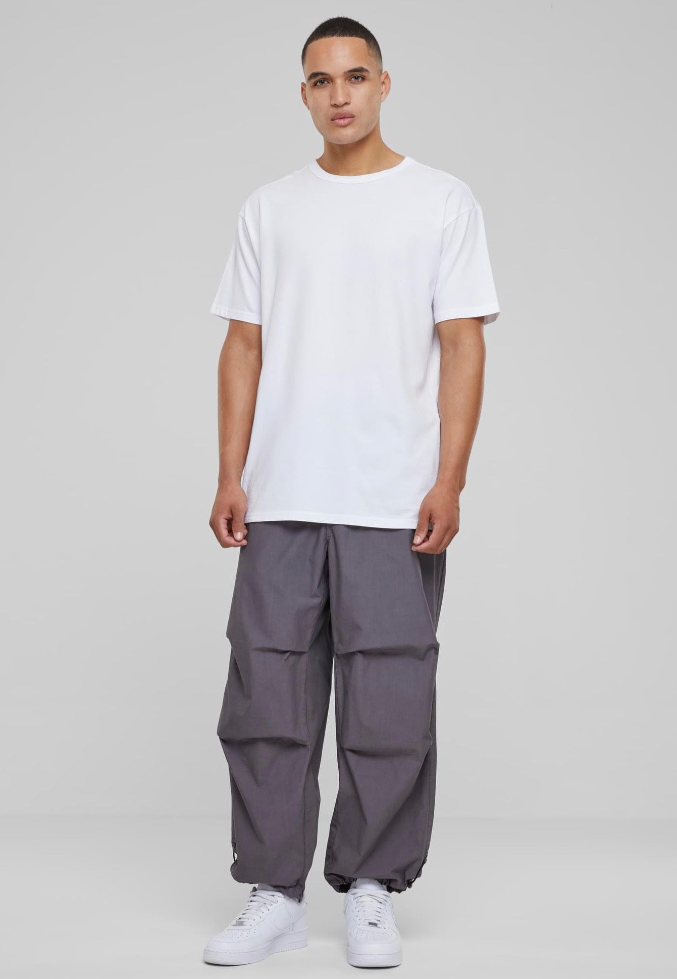 Urban Classics - Popline Parachute Darkshadow - Pants | Men-Image