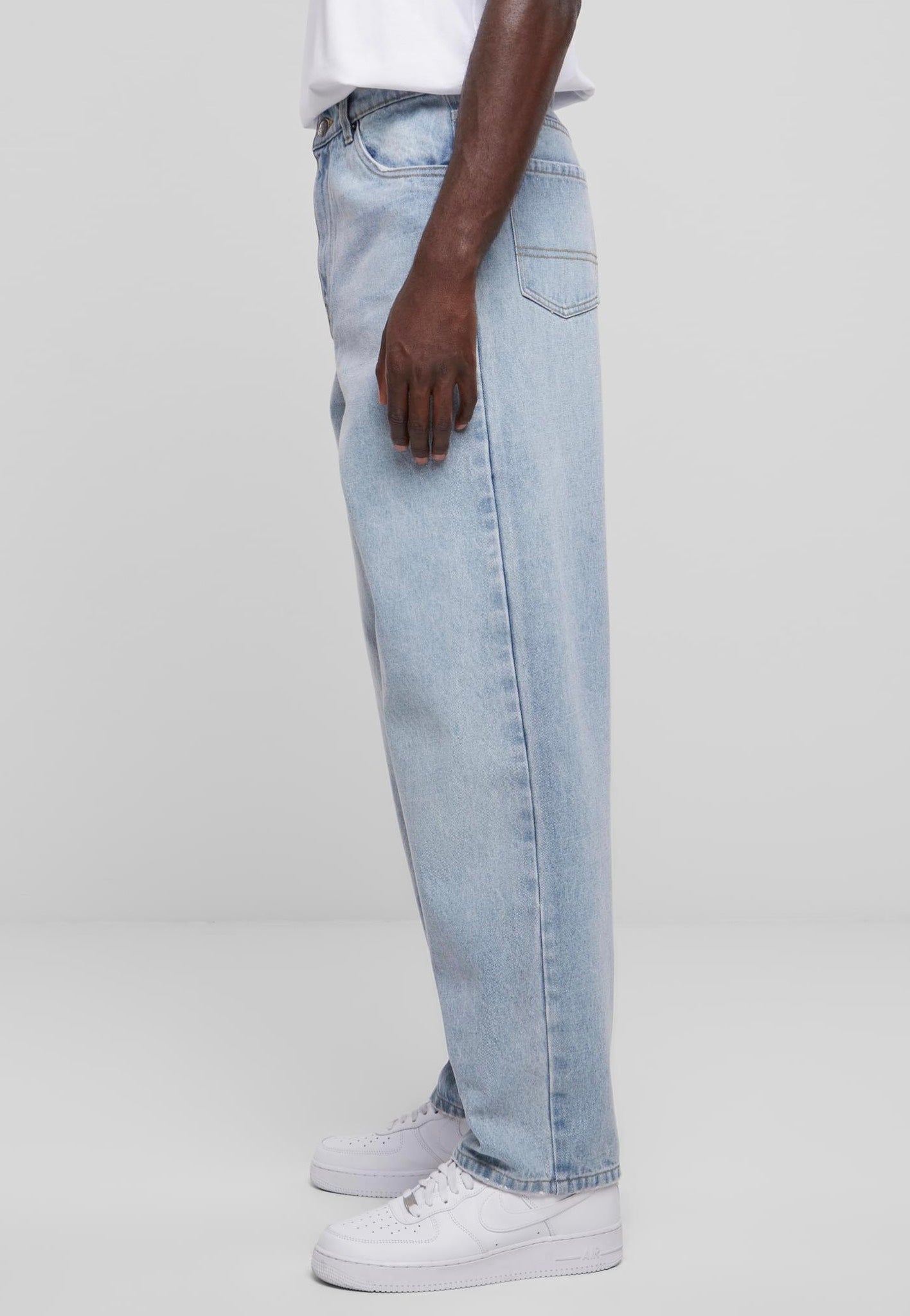 Urban Classics - Heavy Ounce Baggy Fit New Light Blue Washed - Jeans | Men-Image