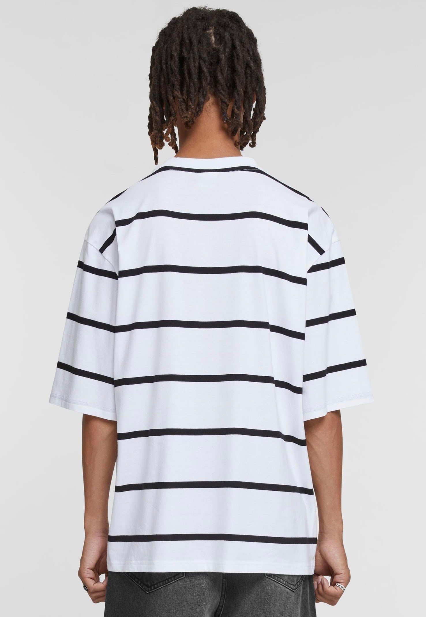 Urban Classics - Oversized Sleeve Modern Stripe White/Black - T-Shirt | Men-Image