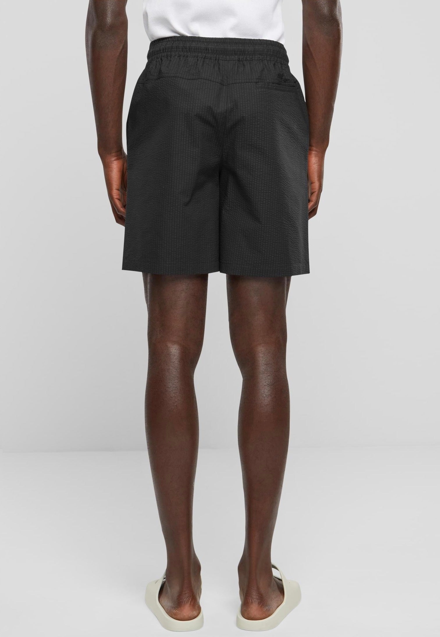 Urban Classics - Basic Seersucker Black - Shorts | Men-Image