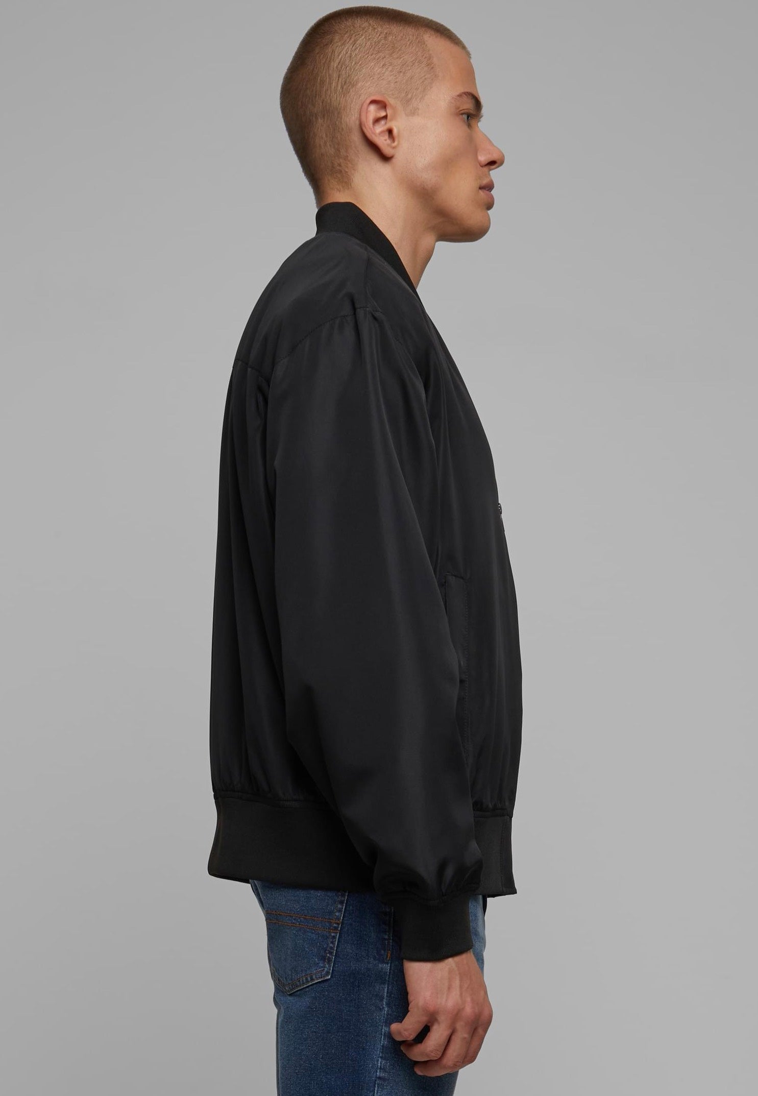 Urban Classics - Recycled Bomber Black - Jacket | Men-Image