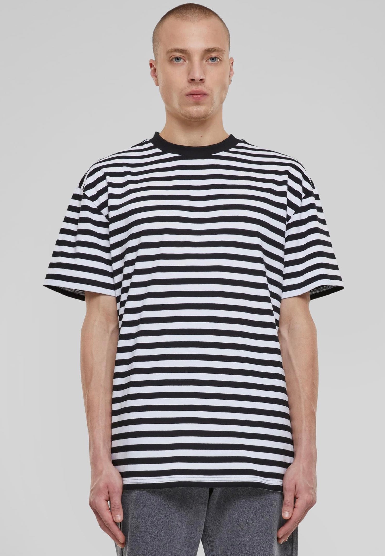 Urban Classics - Regular Stripe White/Black - T-Shirt | Men-Image