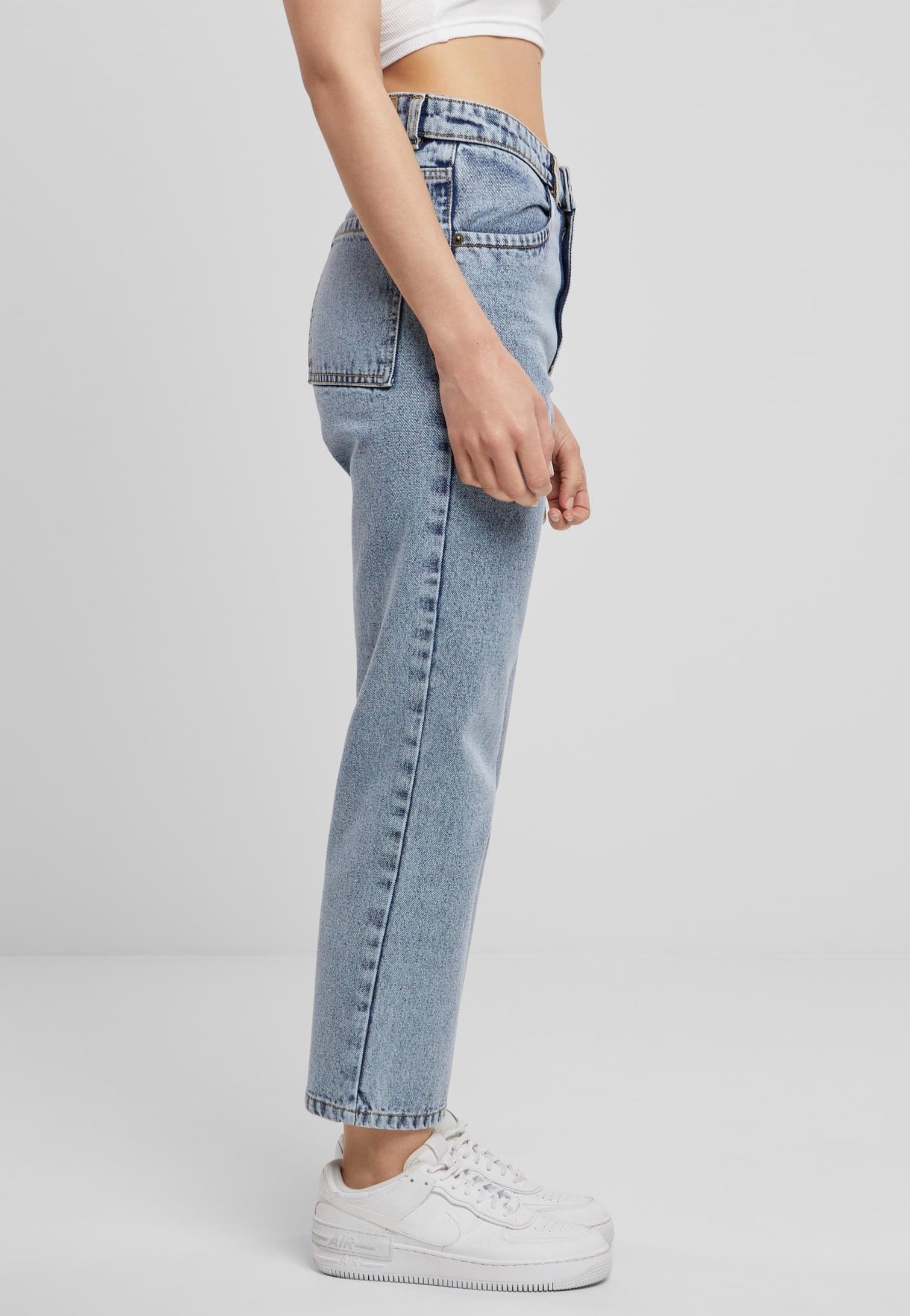 Urban Classics - Ladies Cropped Straight Leg Denim Tinted Lightblue Washed - Jeans | Women-Image