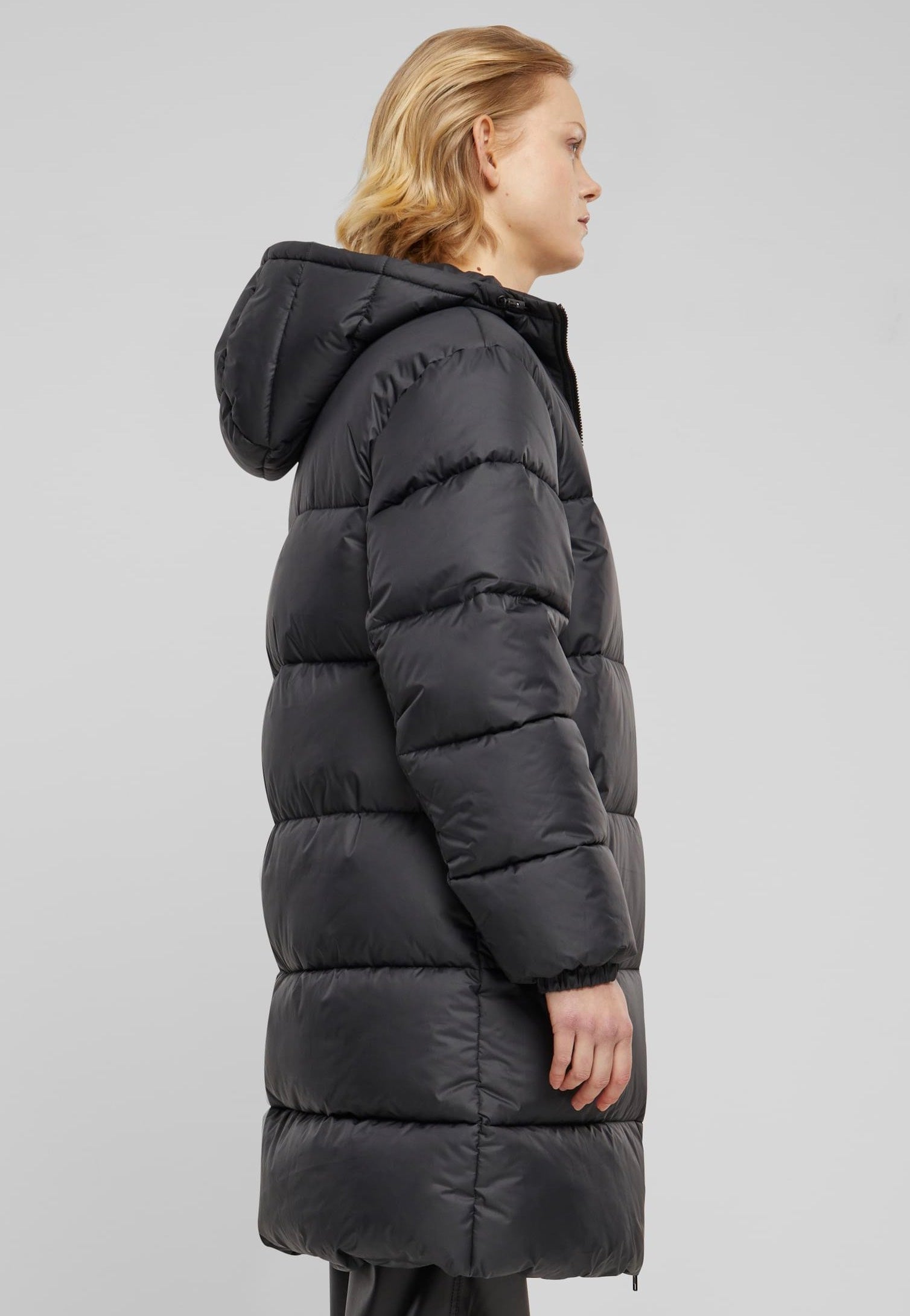 Urban Classics - Ladies Long Puffer Black - Jacket | Women-Image