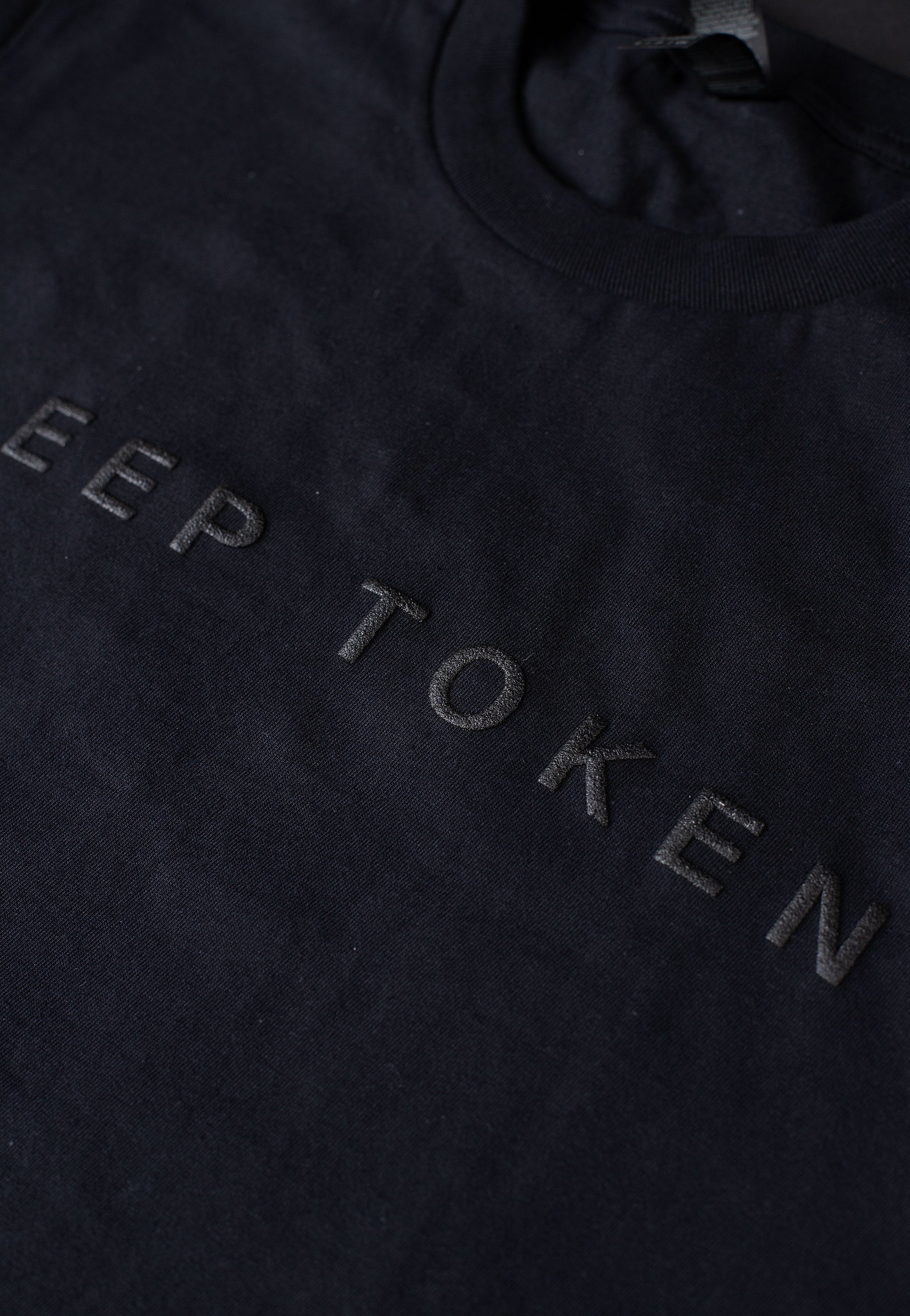 Sleep Token - Emblem Limited Black On Black - T-Shirt | Men-Image