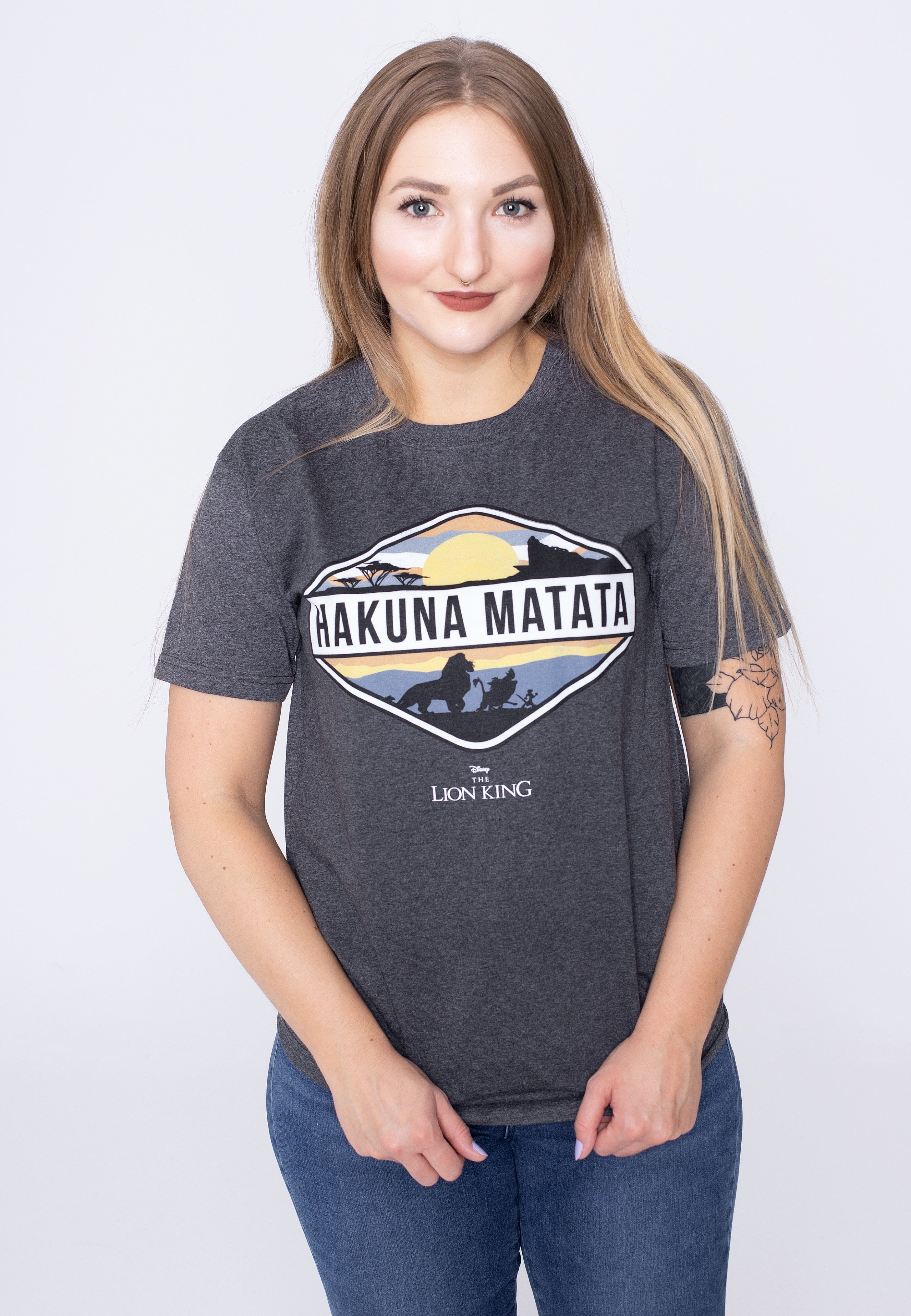 The Lion King - Hakuna Matata Emblem Charcoal - T-Shirt | Women-Image