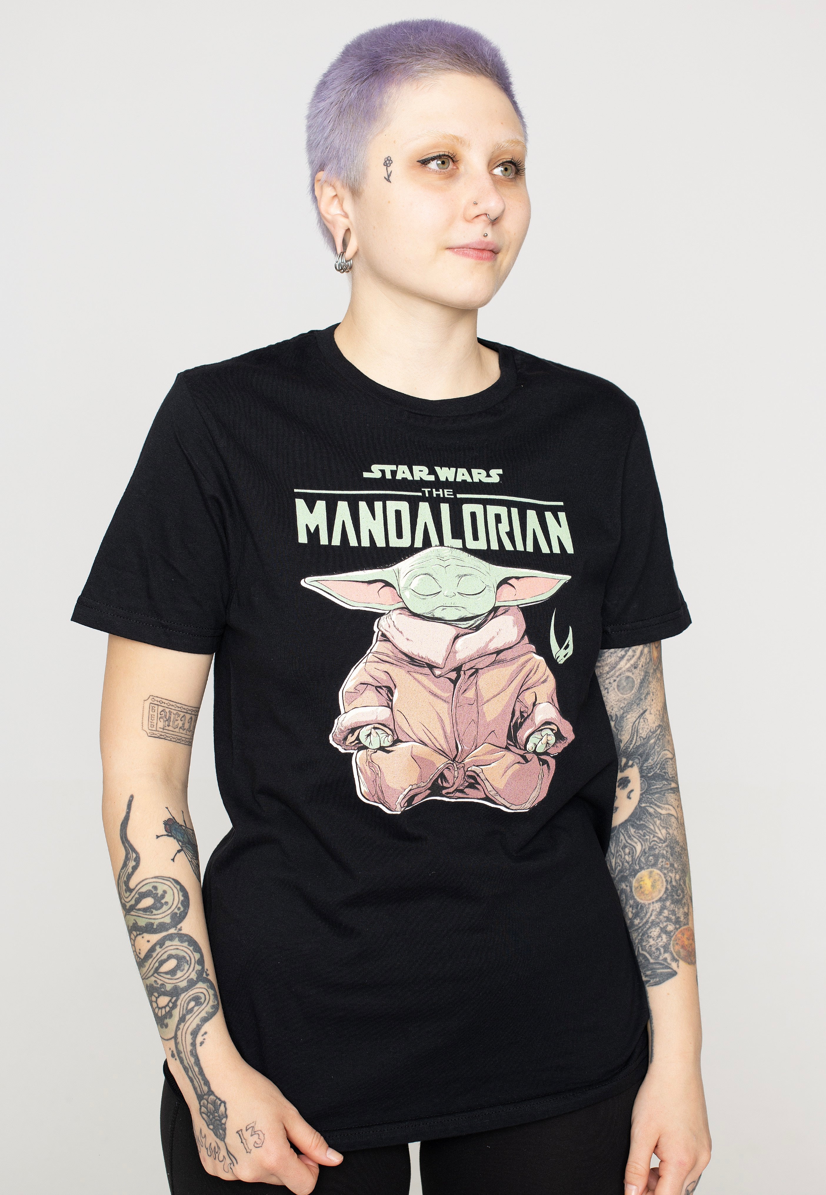 The Mandalorian - Child Meditation - T-Shirt | Women-Image