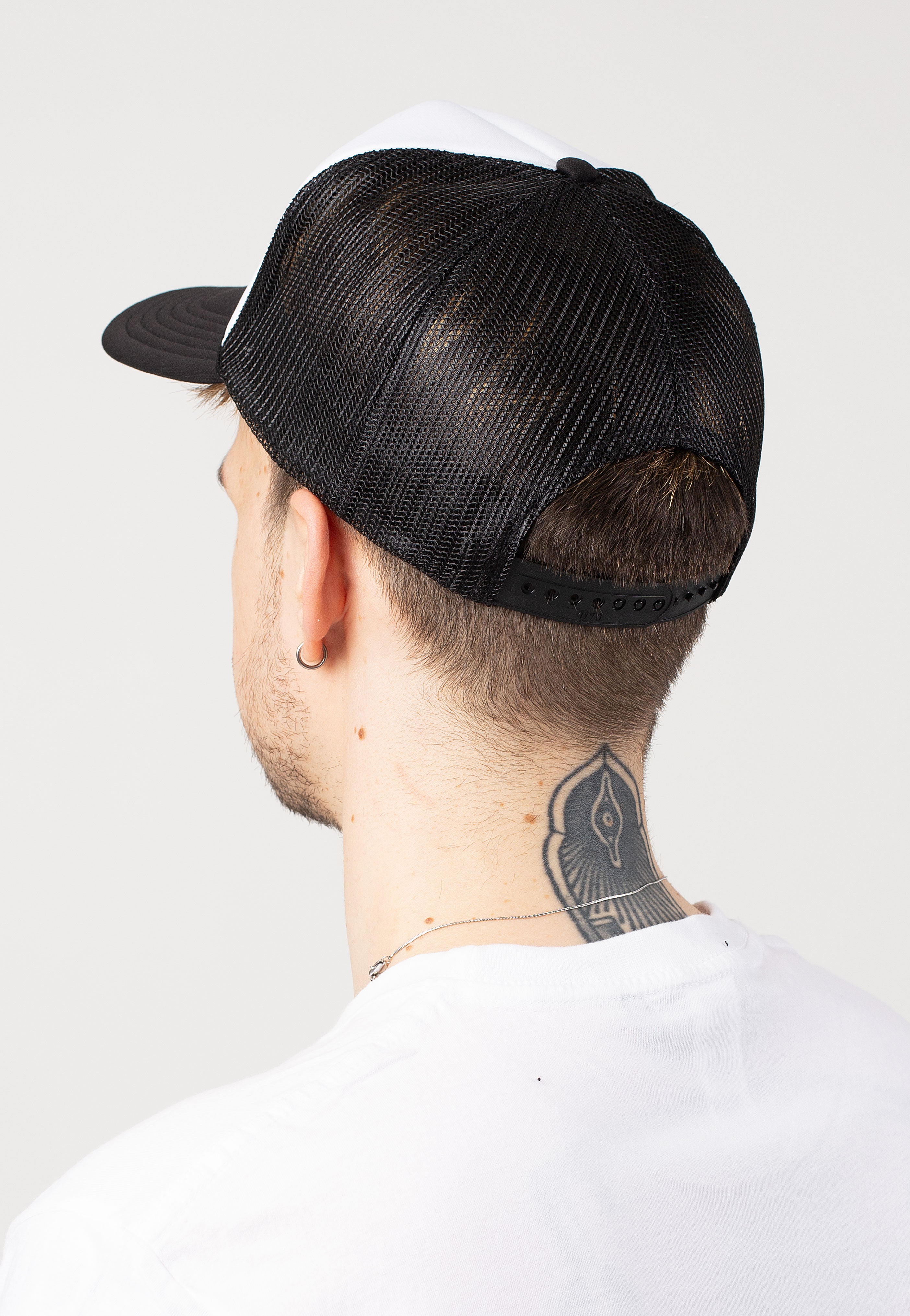 Thrasher x Antihero - Mag Banner White Black - Cap | Men-Image