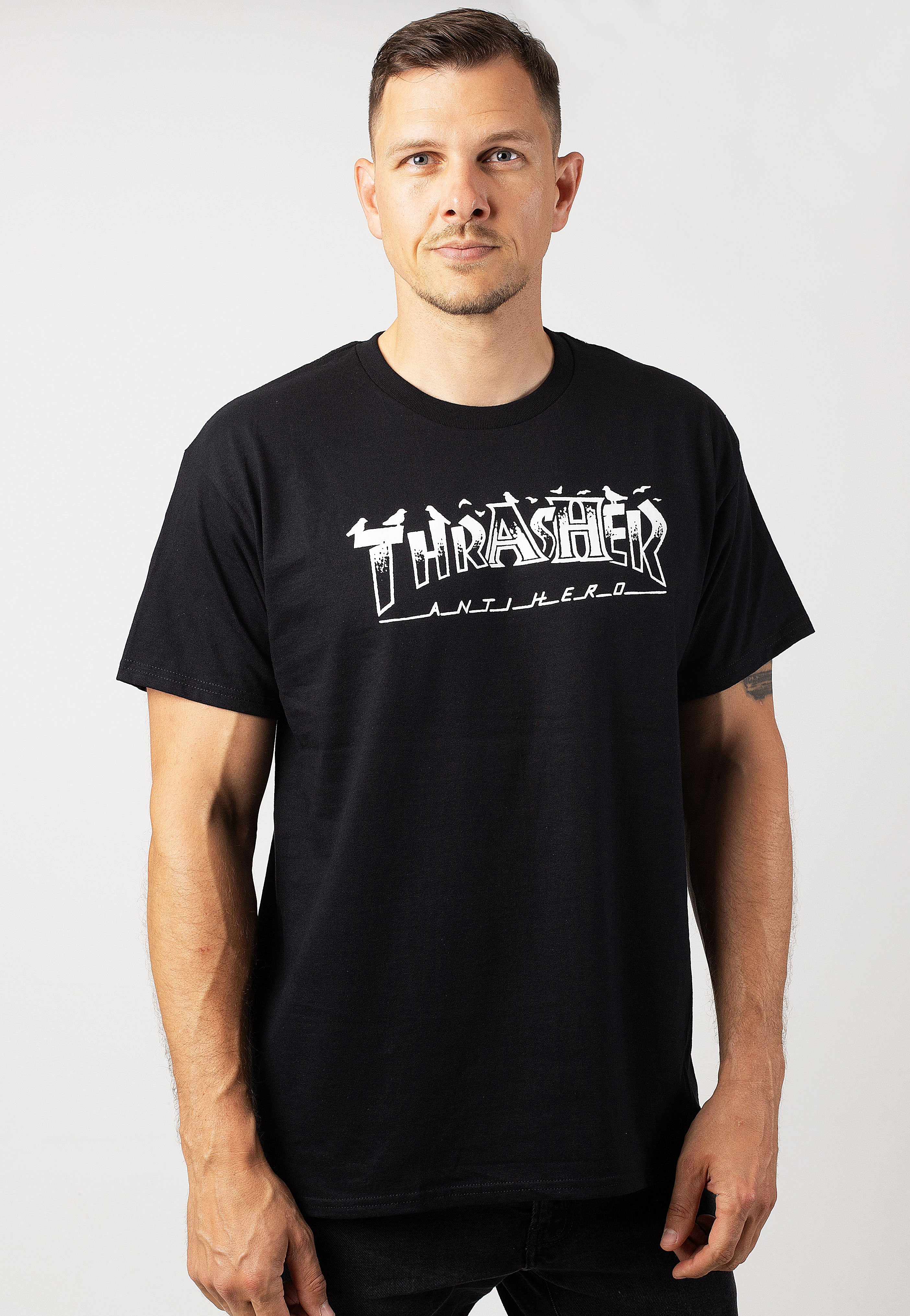 Thrasher x Antihero - Pigeon Mag Black - T-Shirt | Men-Image