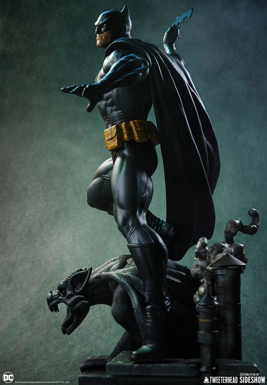 Batman - Batman 1/6 (Black and Gray Edition) - Statue | Neutral-Image