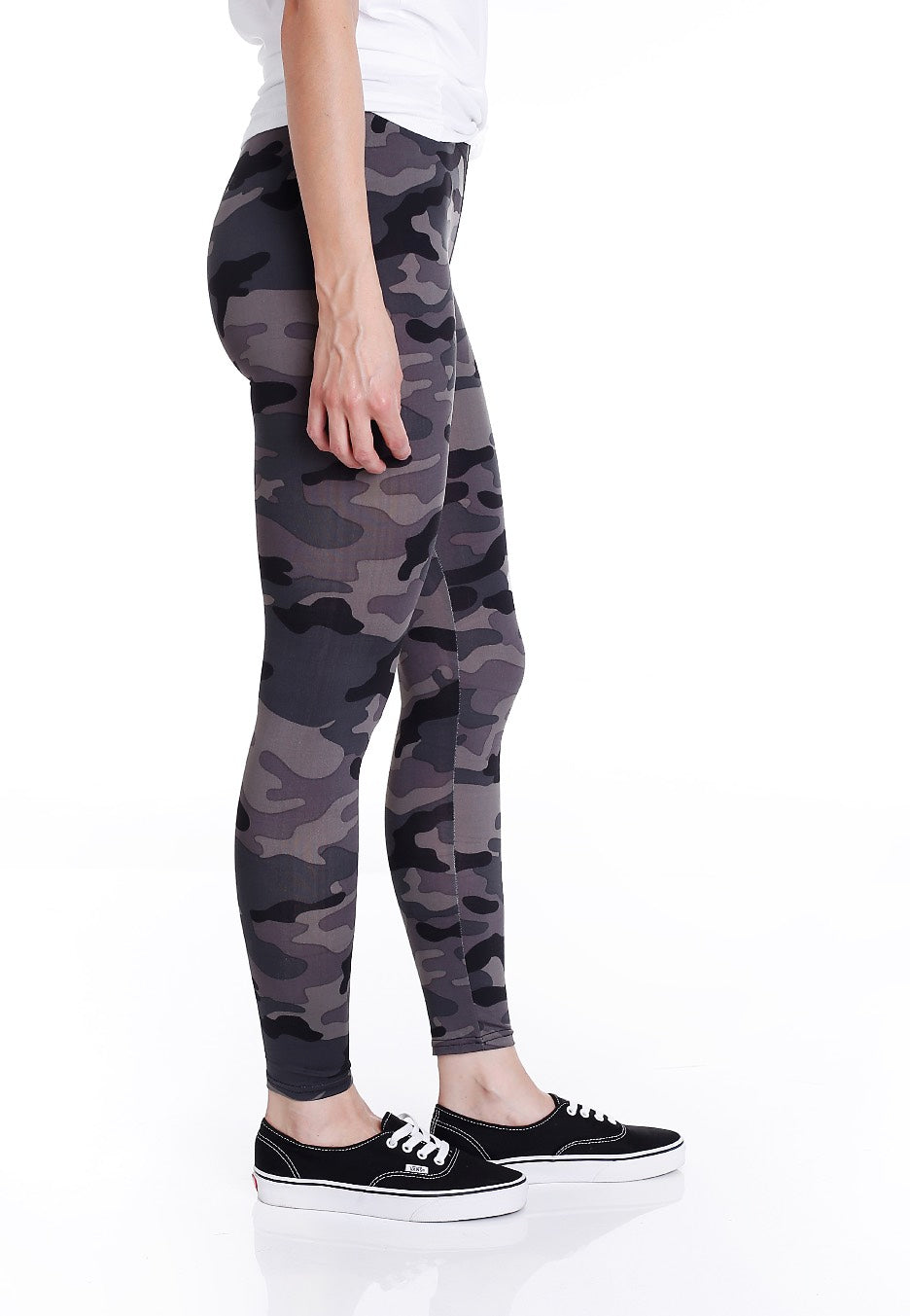 Urban Classics - Camo Dark Camo - Leggings | Women-Image