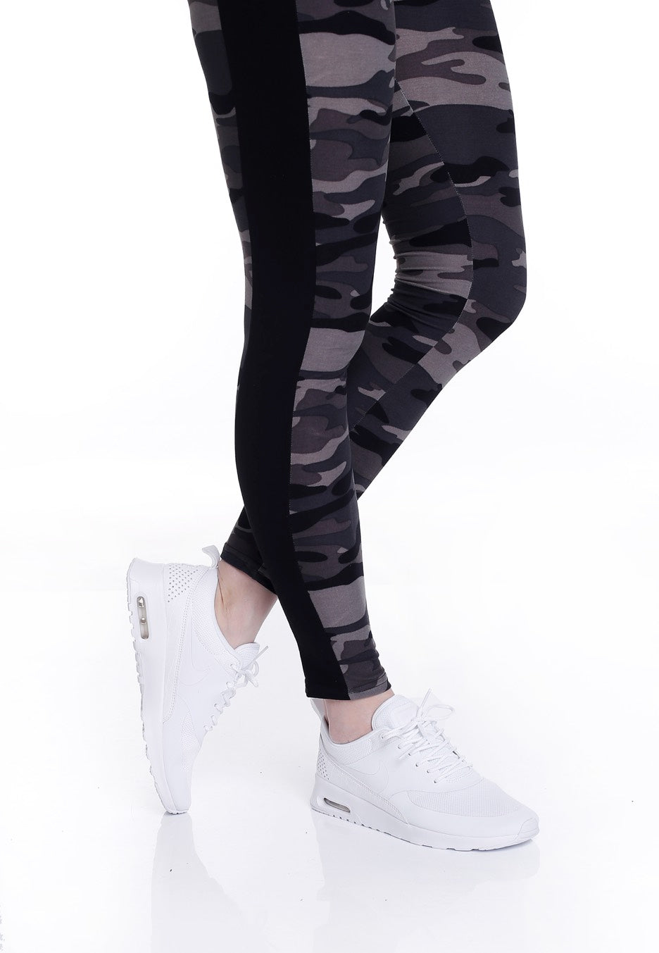 Urban Classics - Camo Stripe Darkcamo/Black - Leggings | Women-Image