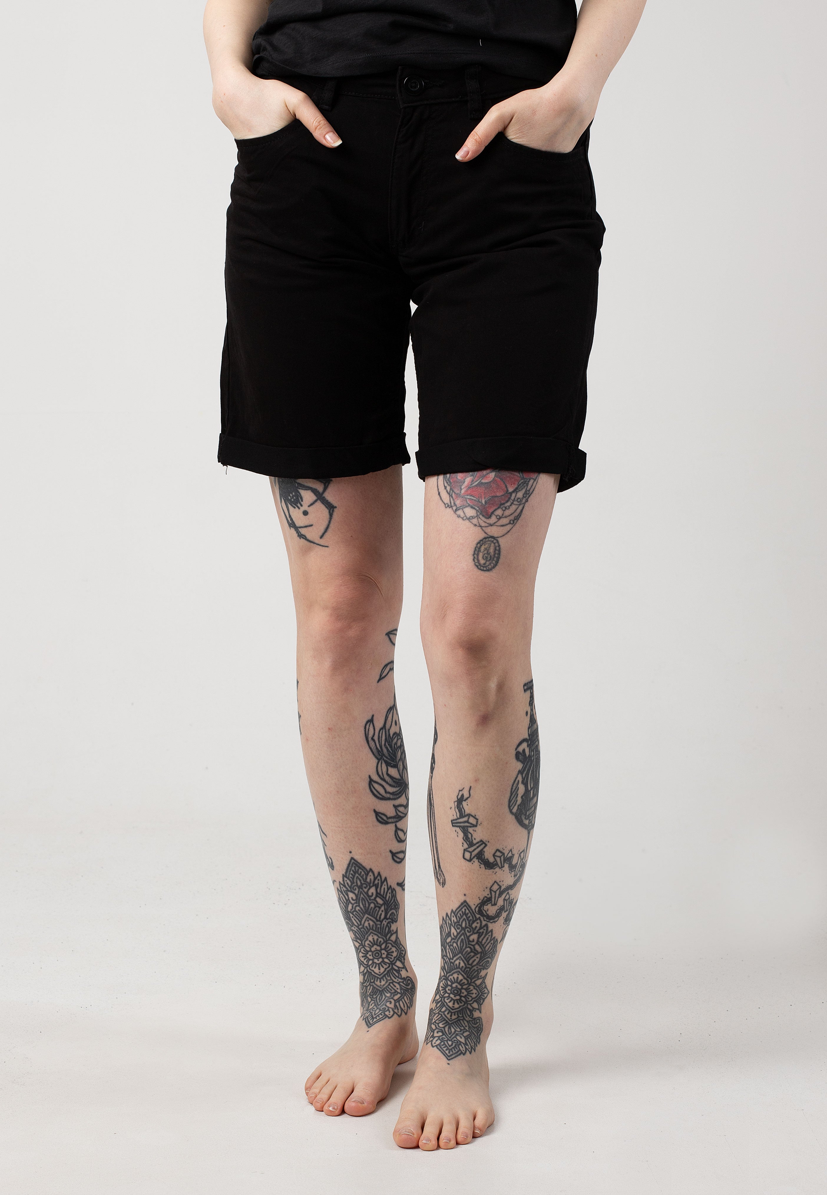 Urban Classics - Ladies Organic Cotton Bermuda Black - Shorts | Women-Image