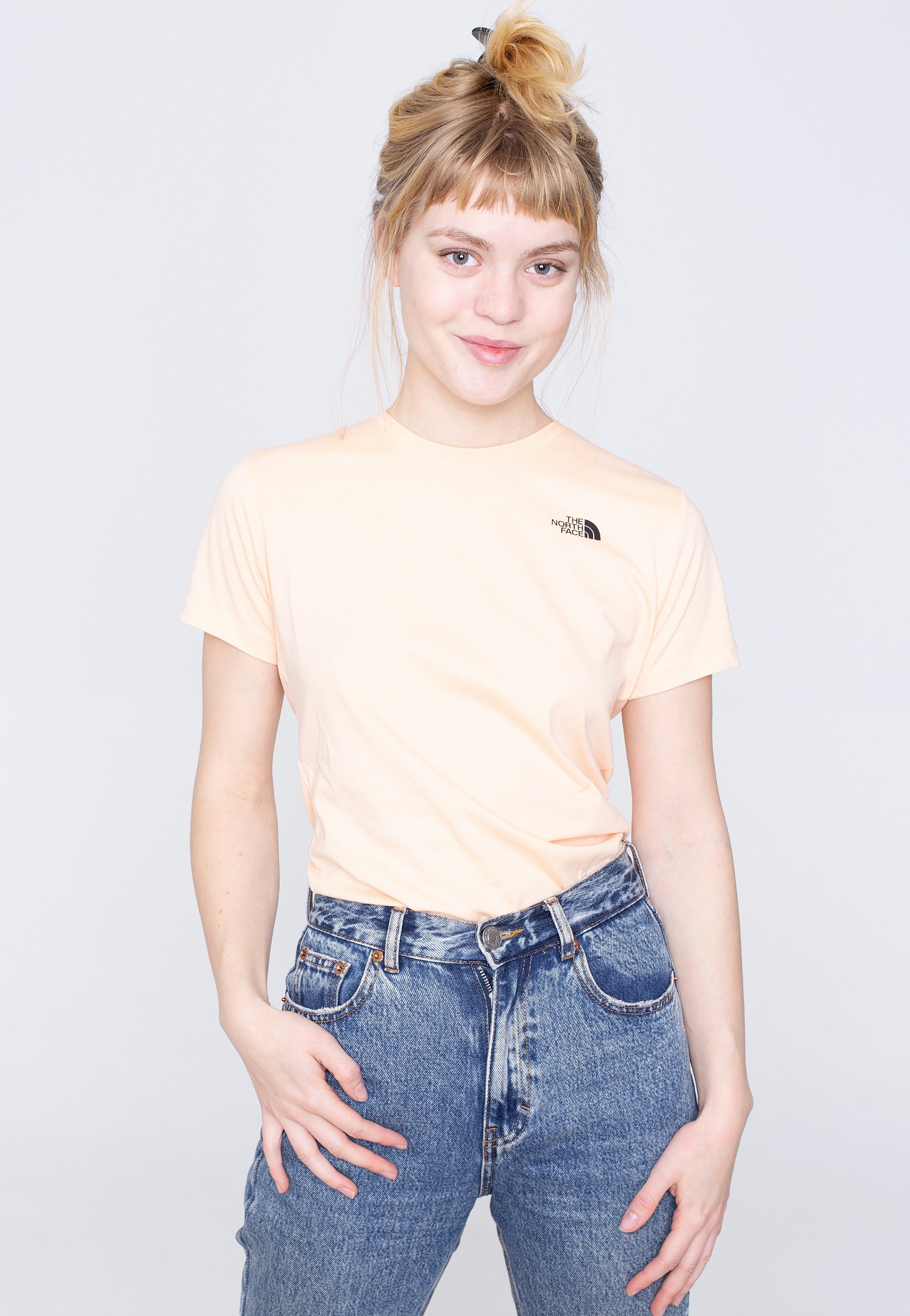 The North Face - Simple Dome Apricot Ice - T-Shirt | Women-Image