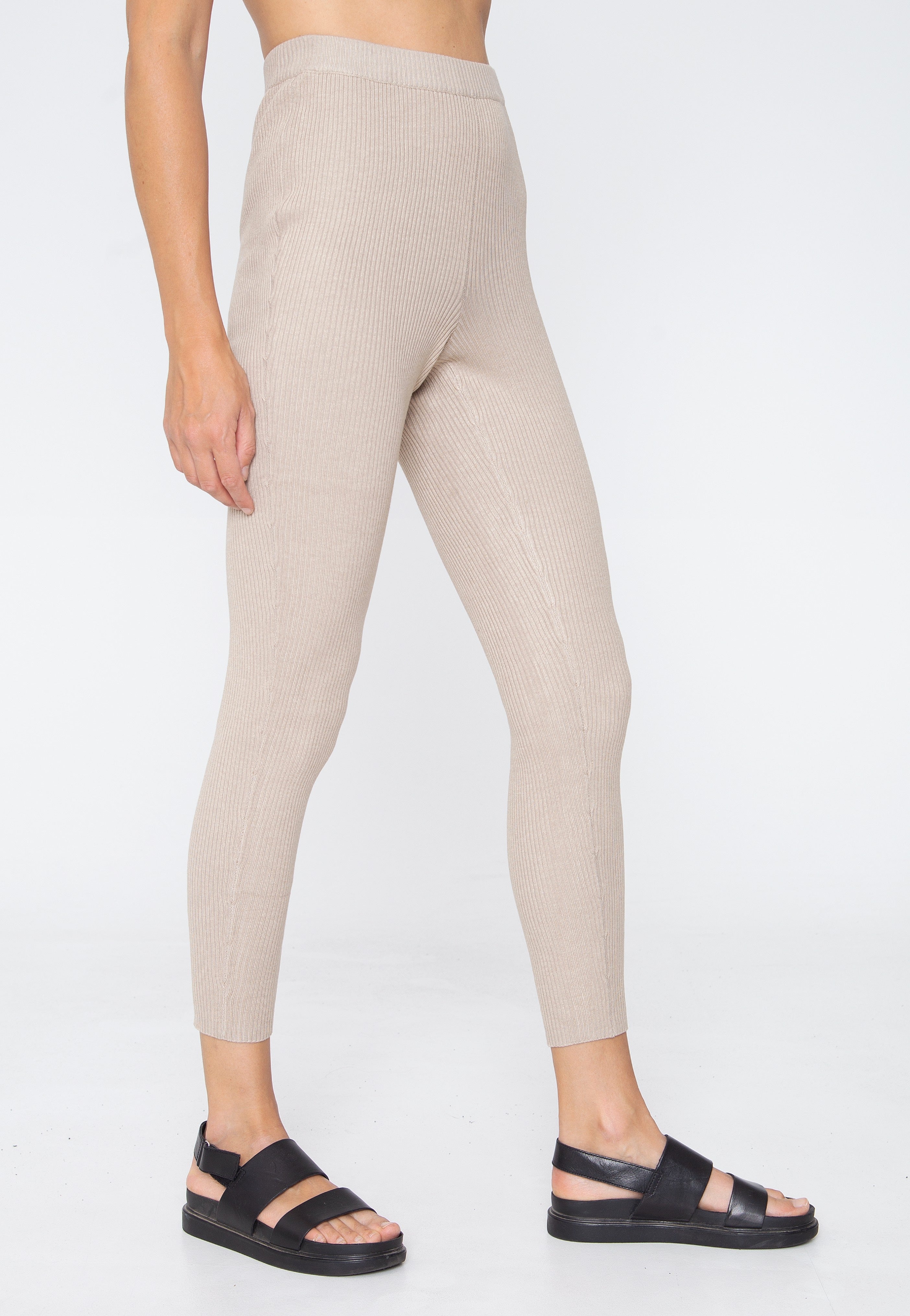 Urban Classics - Ladies Rib Knit Lighttaupe - Leggings | Women-Image