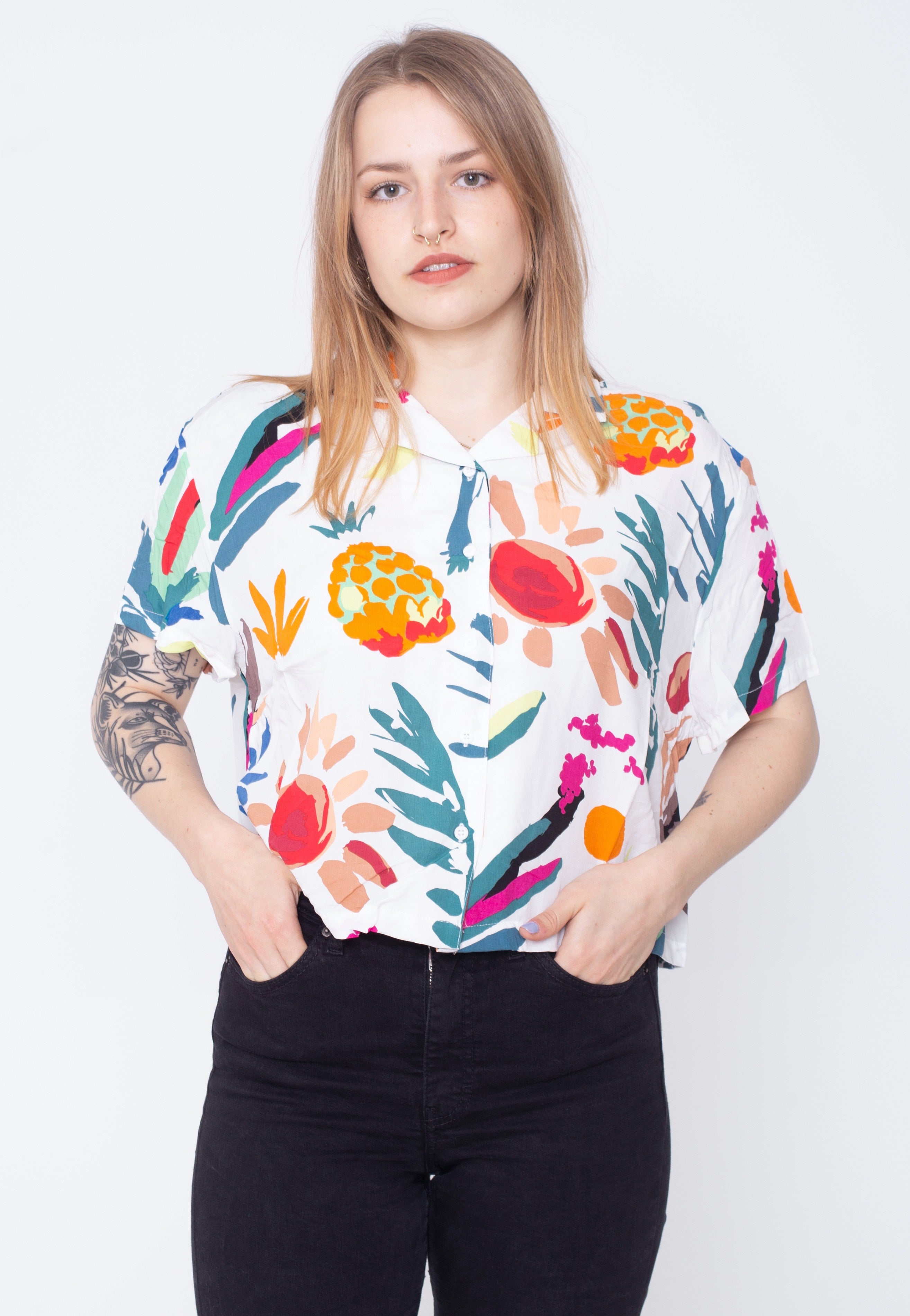 Urban Classics - Ladies Viscose Resort Whitesandfruity - Shirt | Women-Image