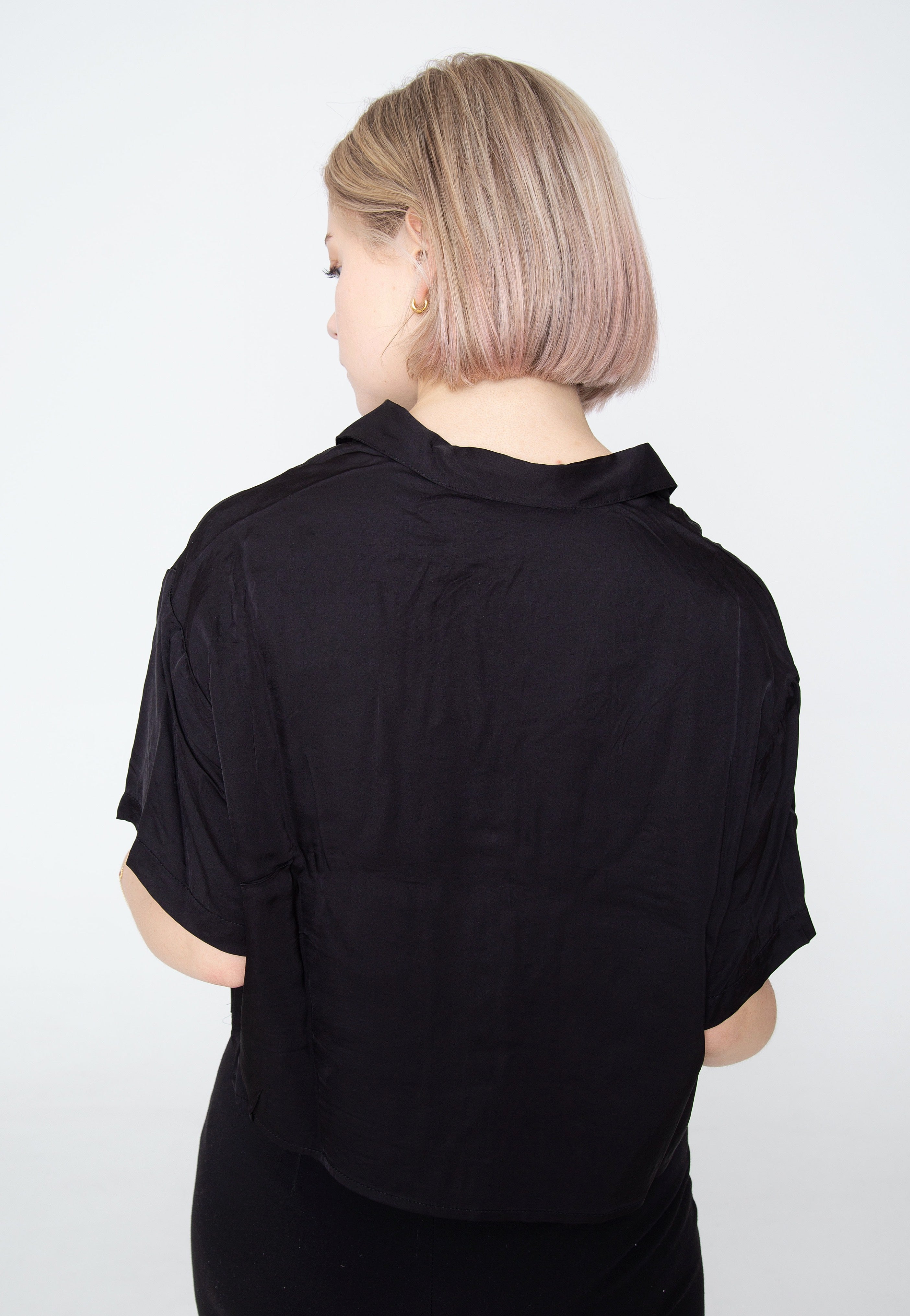 Urban Classics - Ladies Viscose Satin Resort Black - Shirt | Women-Image