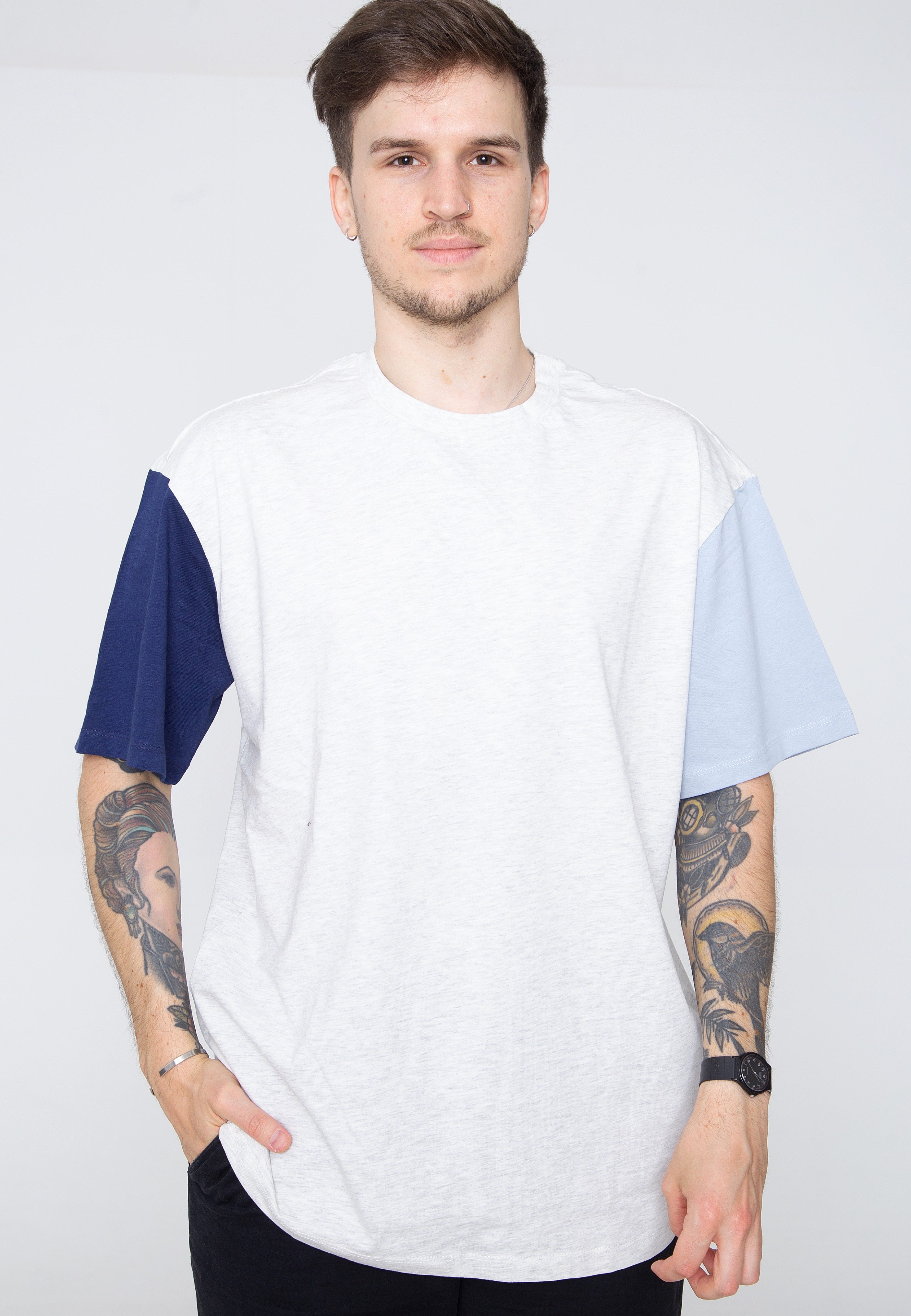 Urban Classics - Organic Oversized Colorblock Lightgrey - T-Shirt | Men-Image