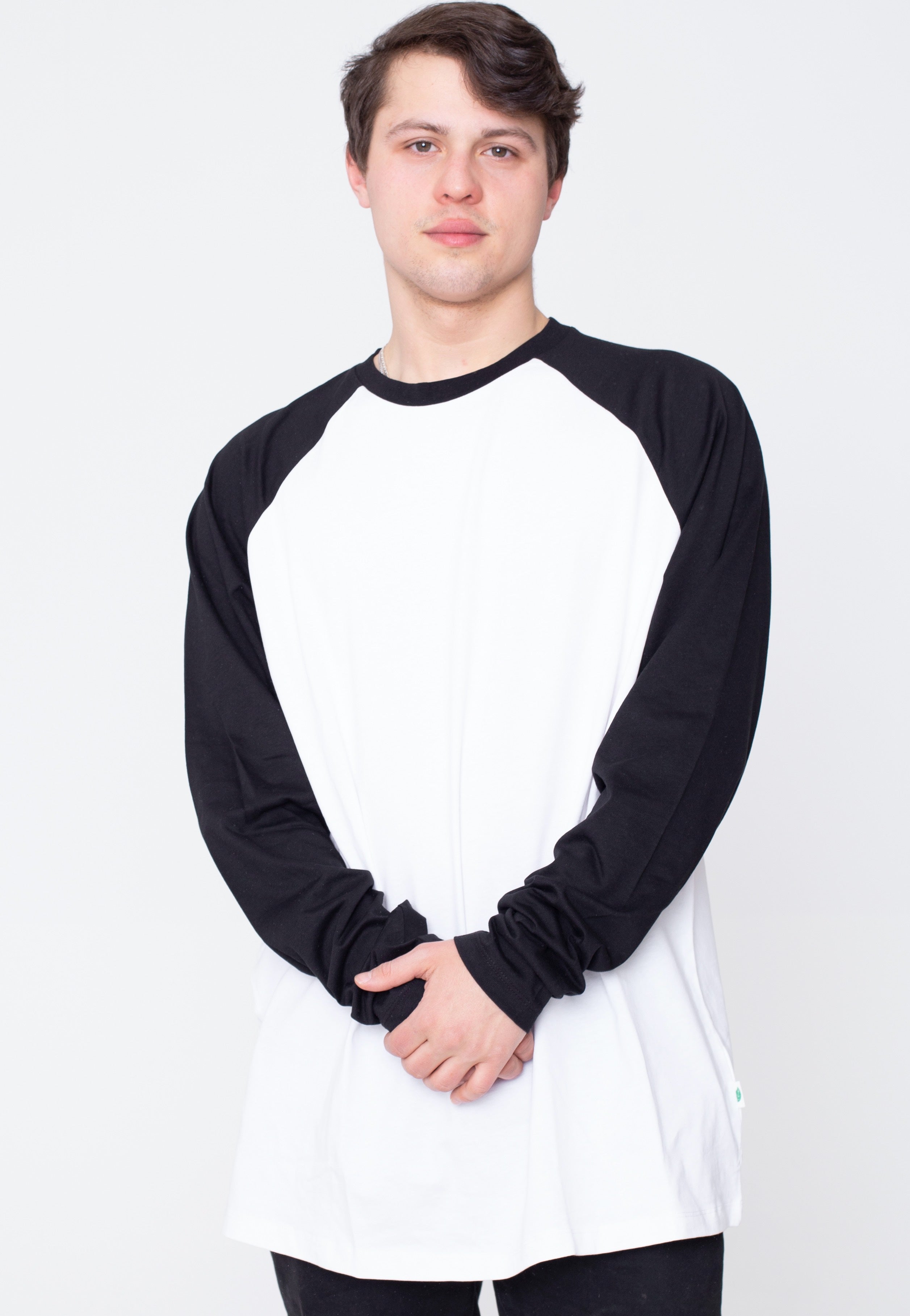 Urban Classics - Organic Oversized Raglan White/Black - Longsleeve | Men-Image