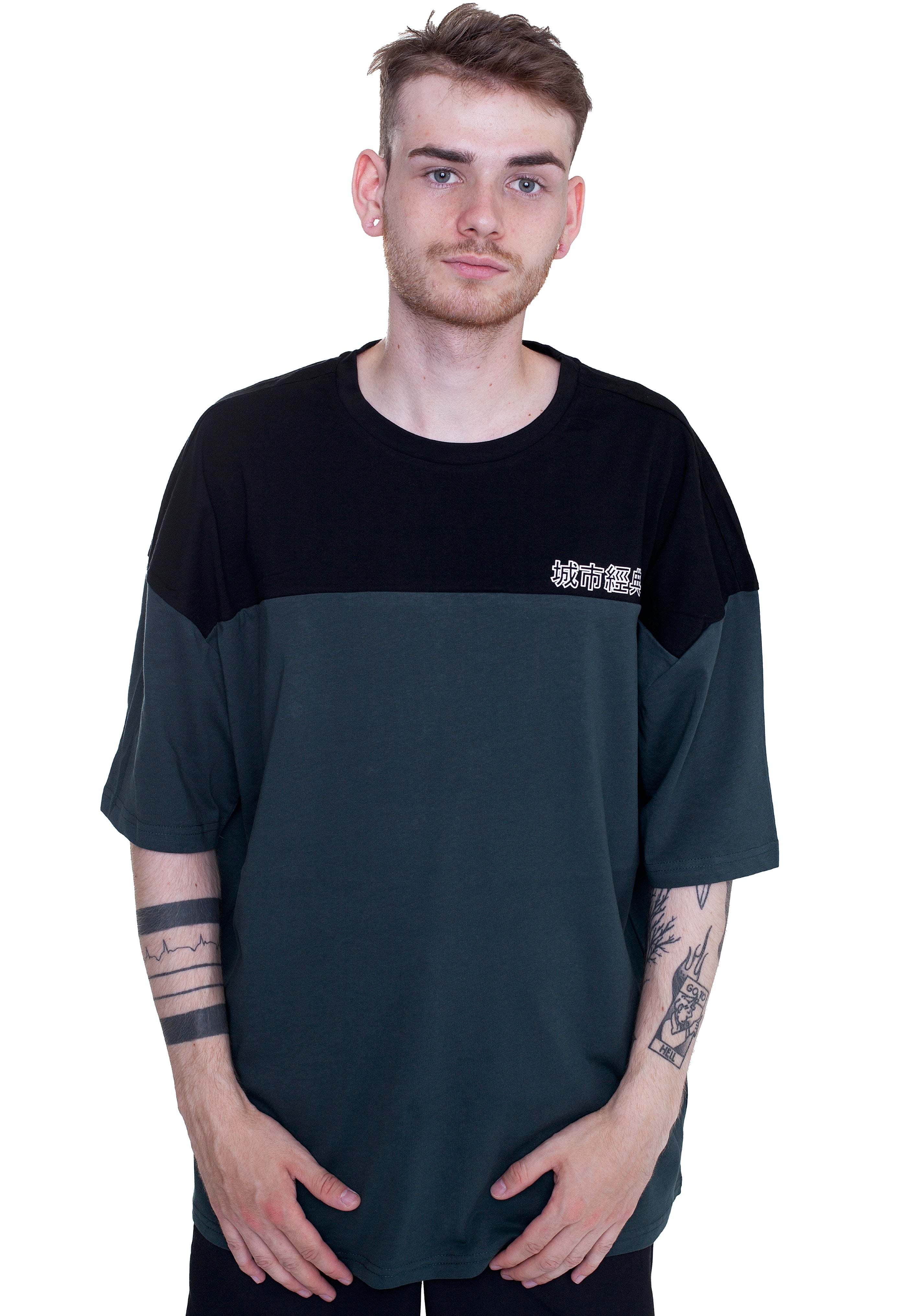 Urban Classics - Oversized Color Block Logo Bottlegreen/Black - T-Shirt | Men-Image