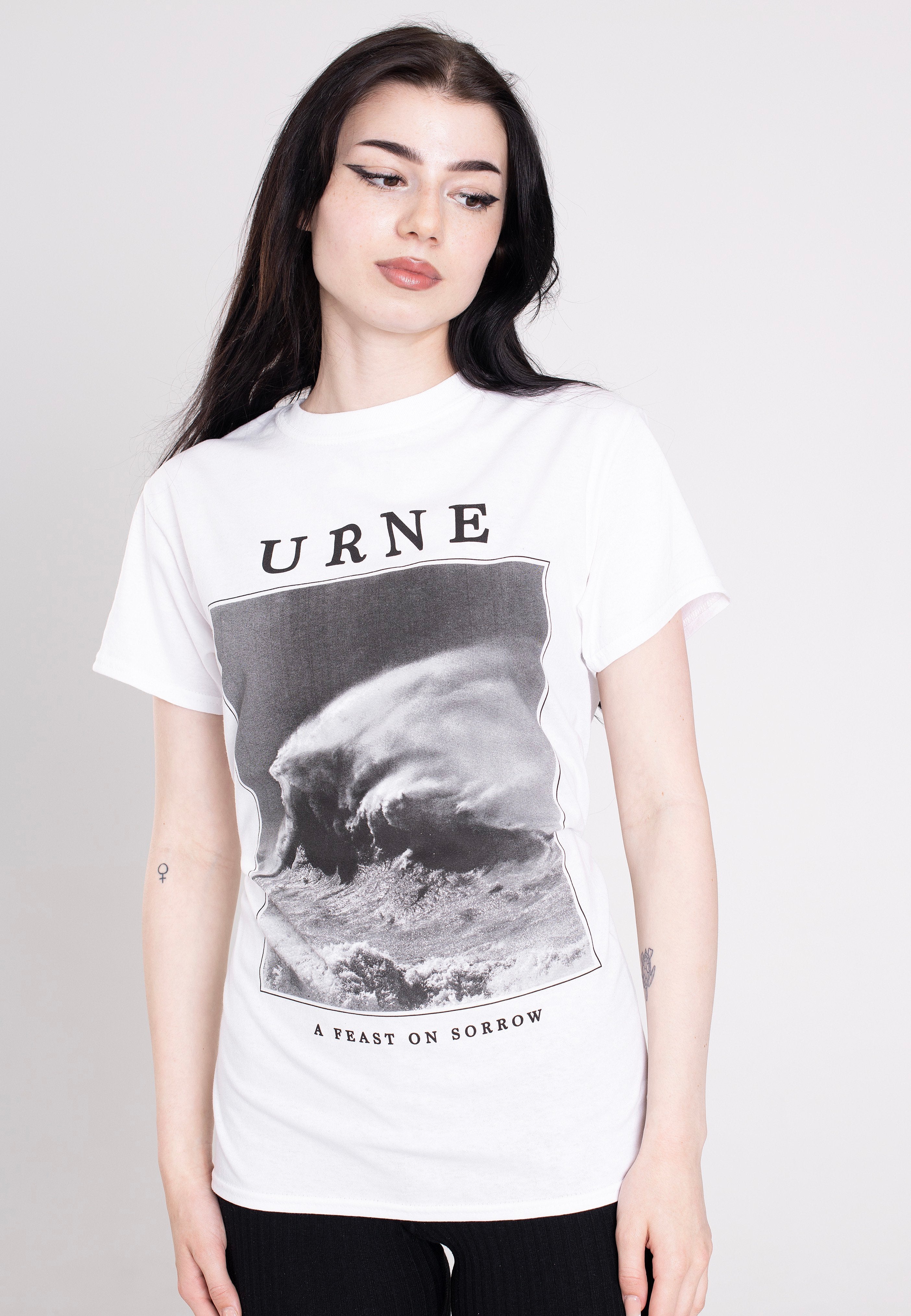 Urne - A Feast On Sorrow White - T-Shirt | Women-Image