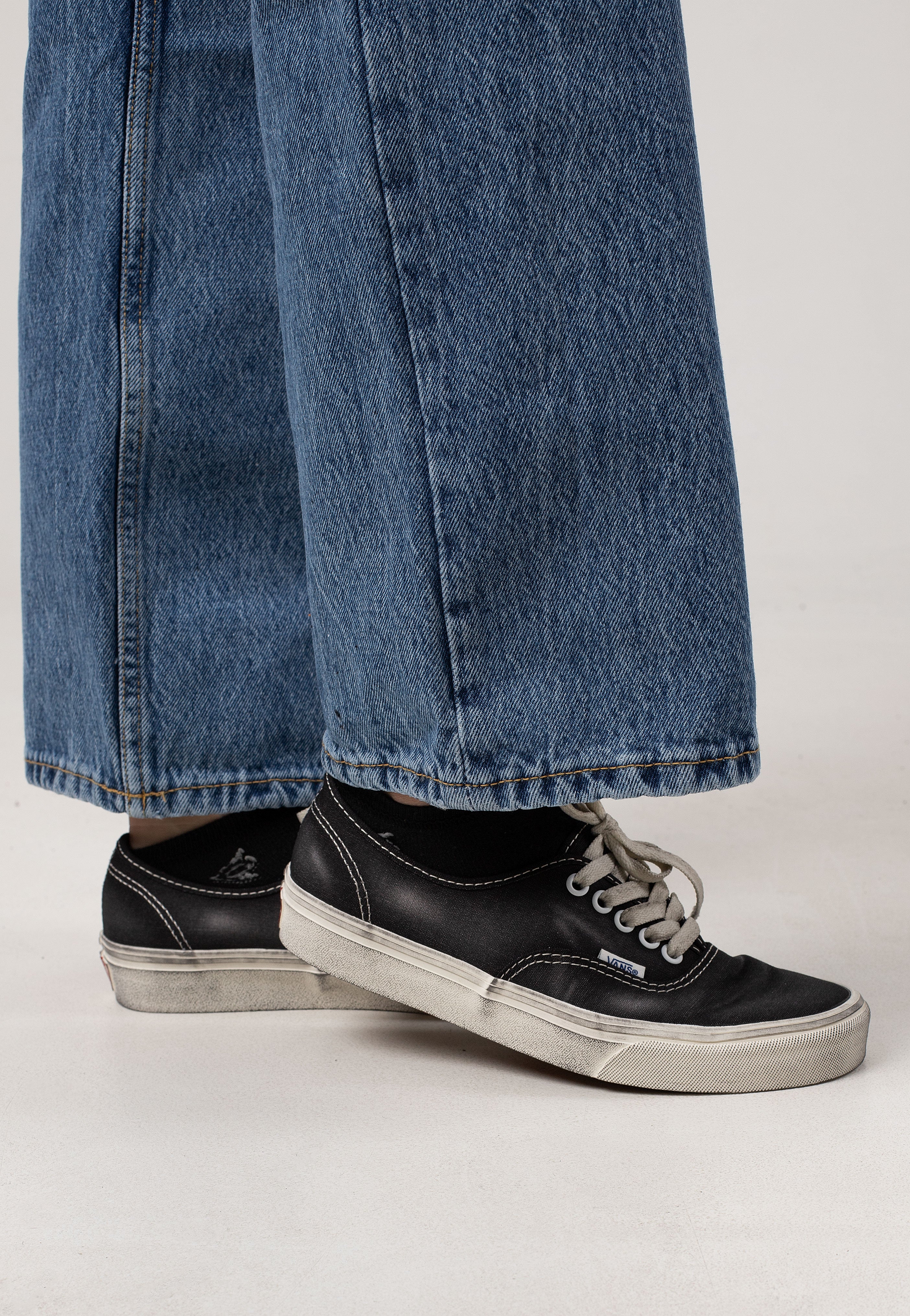 Vans - Authentic Wave Washed Black - Girl Shoes | Women-Image