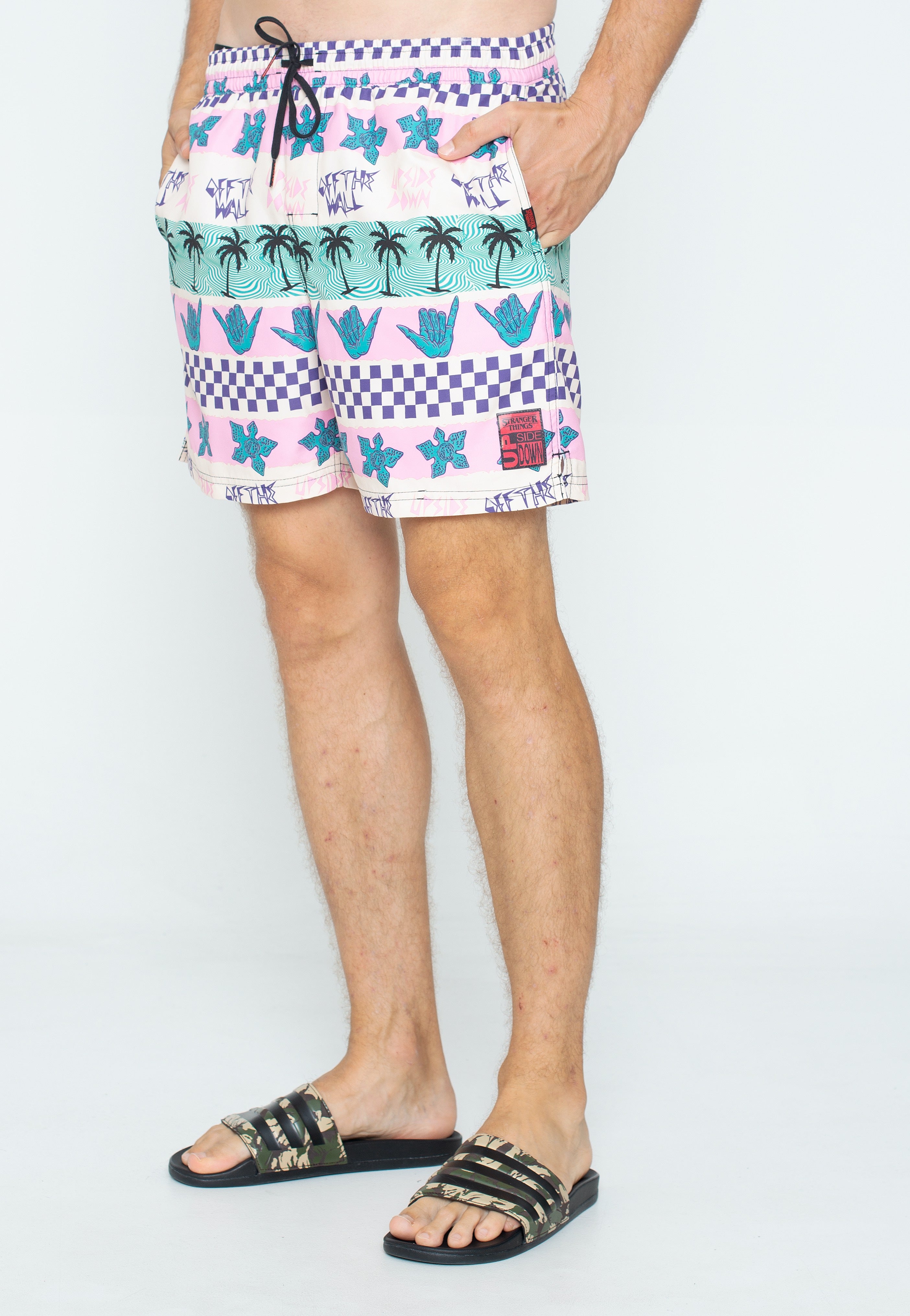 Vans x Stranger Things - California Stripe Volley Pink - Shorts | Men-Image