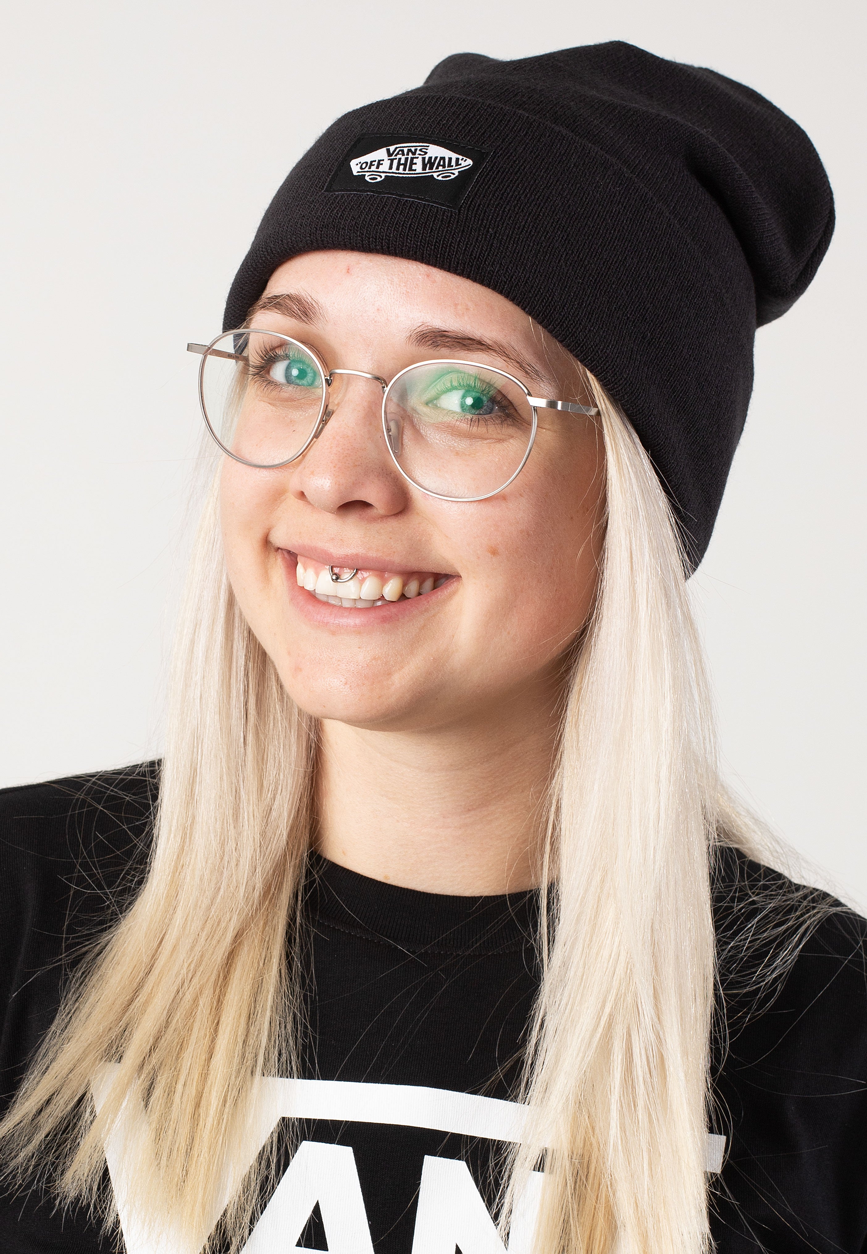 Vans - Classic Tall Cuff Black - Beanie | Women-Image