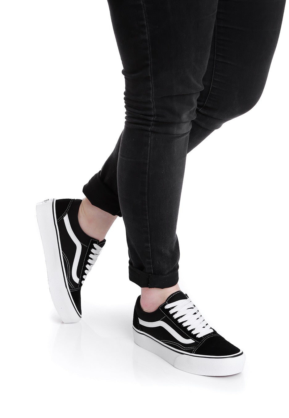 Vans - Old Skool Platform Black/White - Girl Shoes | Women-Image