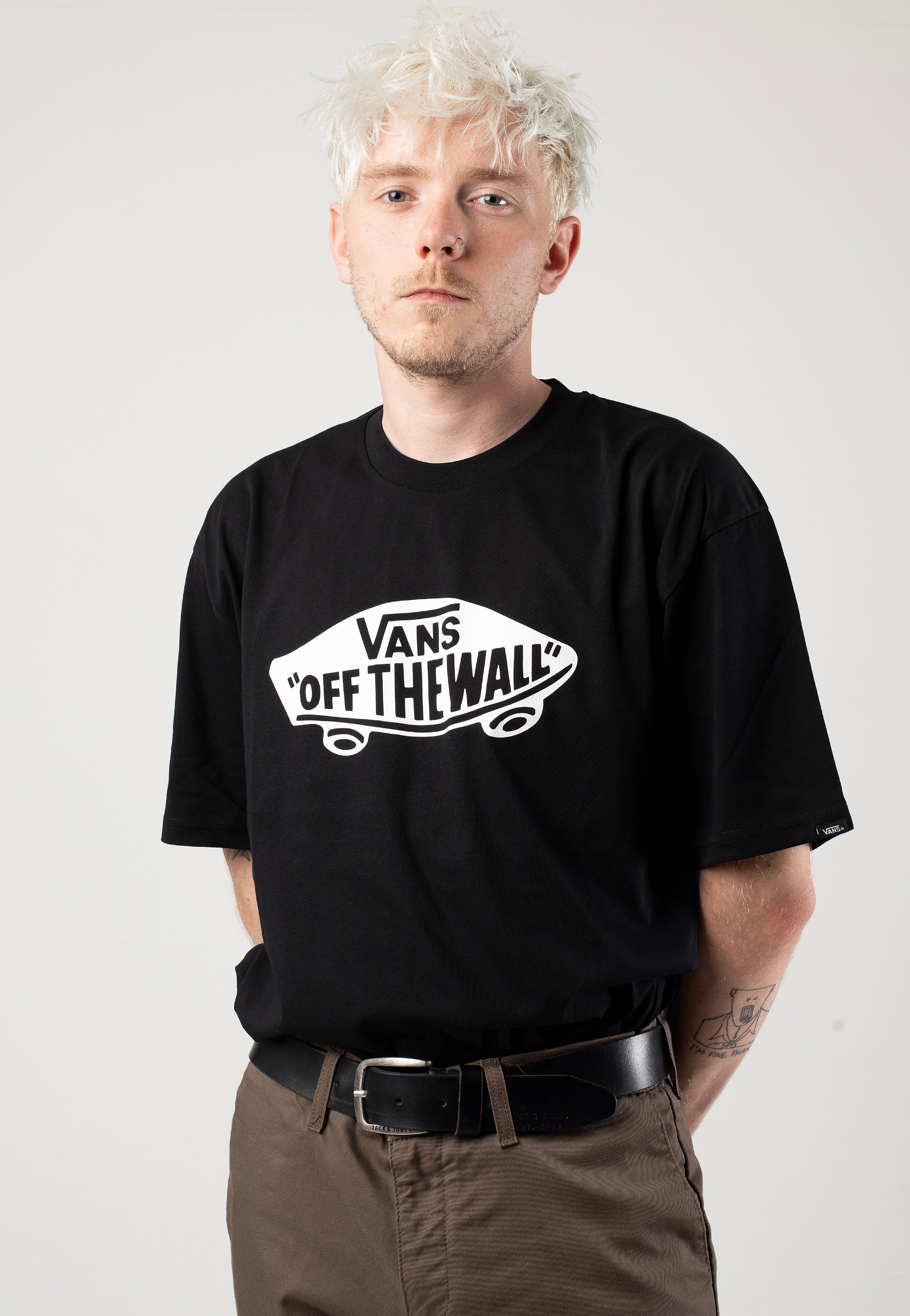 Vans - Otw Classic Front Black/White - T-Shirt | Men-Image