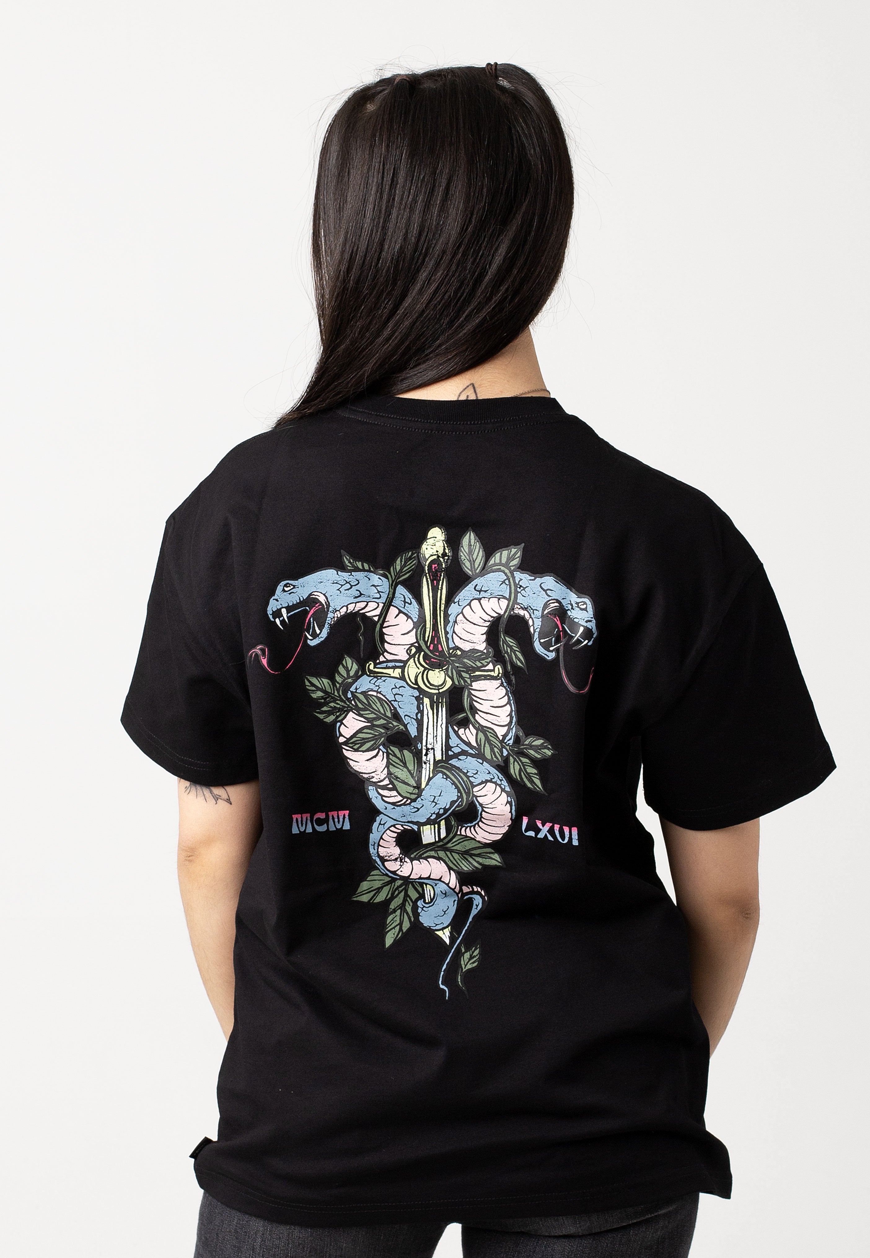 Vans - Twisted Oversized Black - T-Shirt | Women-Image