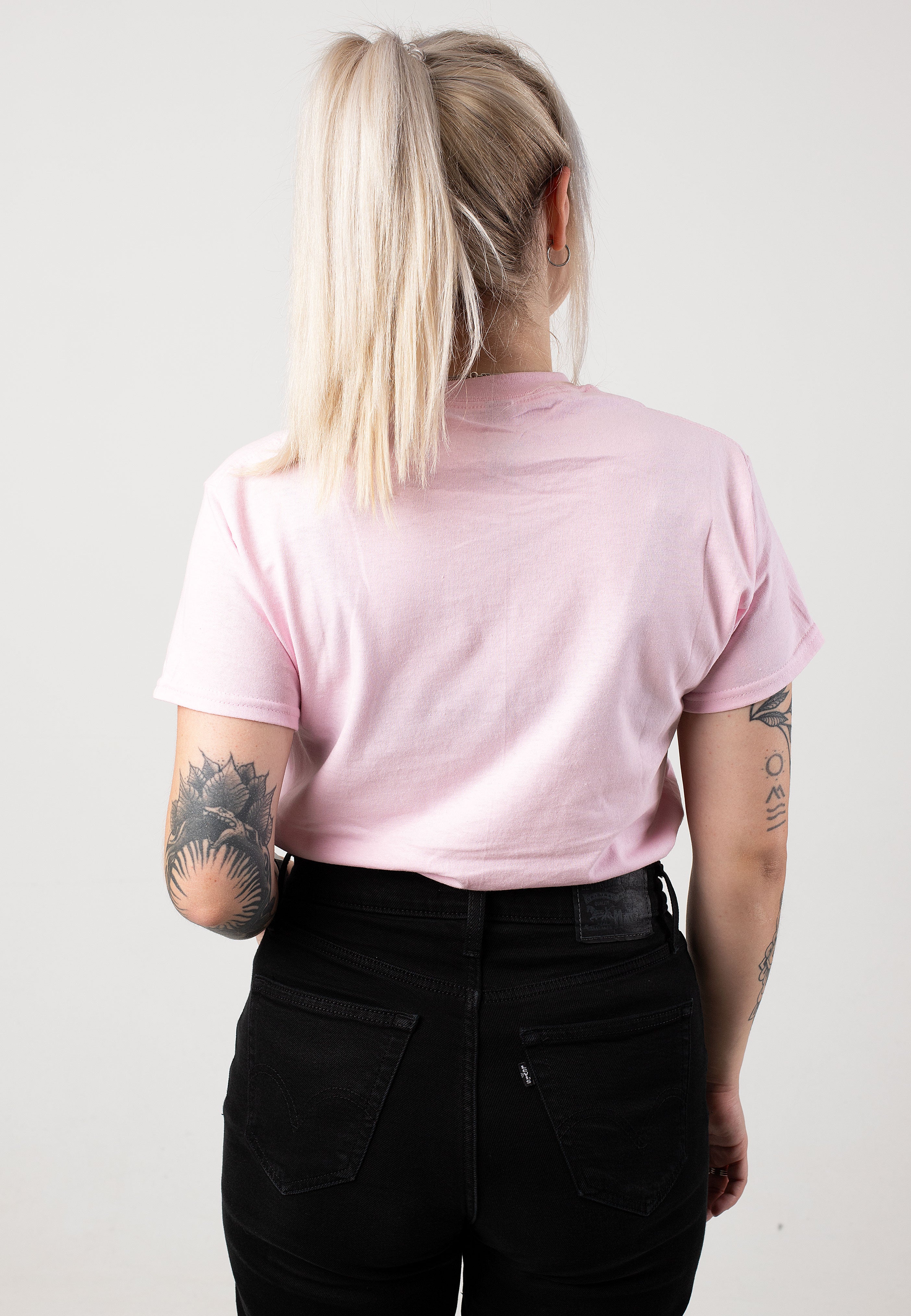 Architects - Gothic Logo Light Pink - T-Shirt | Women-Image