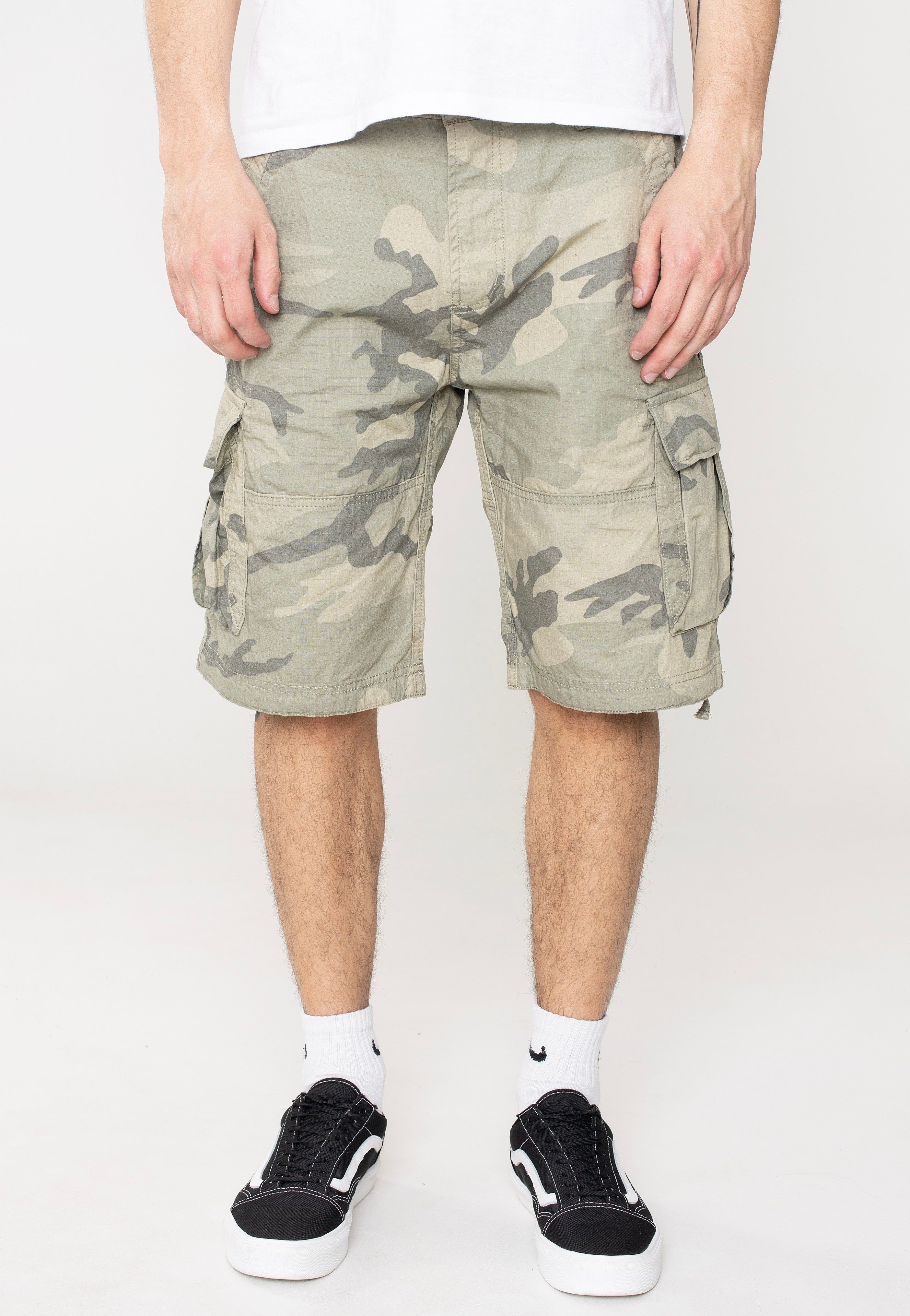 Vintage Industries - Terrance Desert Camo - Shorts | Men-Image