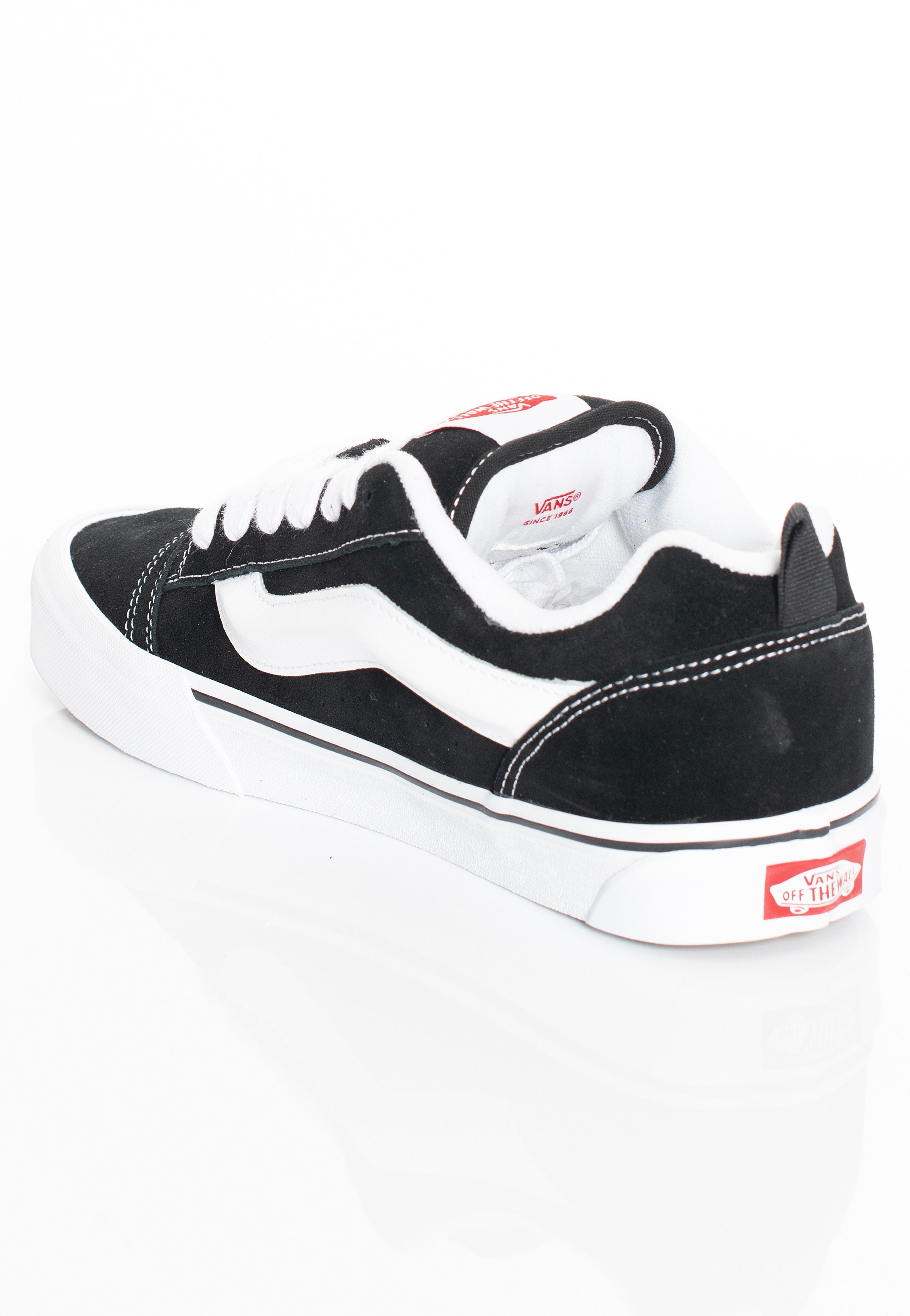 Vans - Knu Skool Black/True White - Shoes | Men-Image