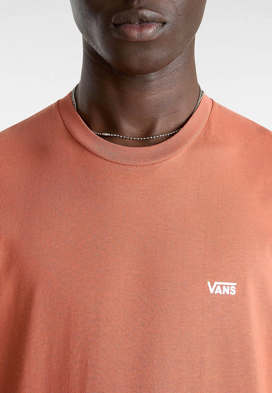 Vans - Left Chest Logo Auburn - T-Shirt | Men-Image