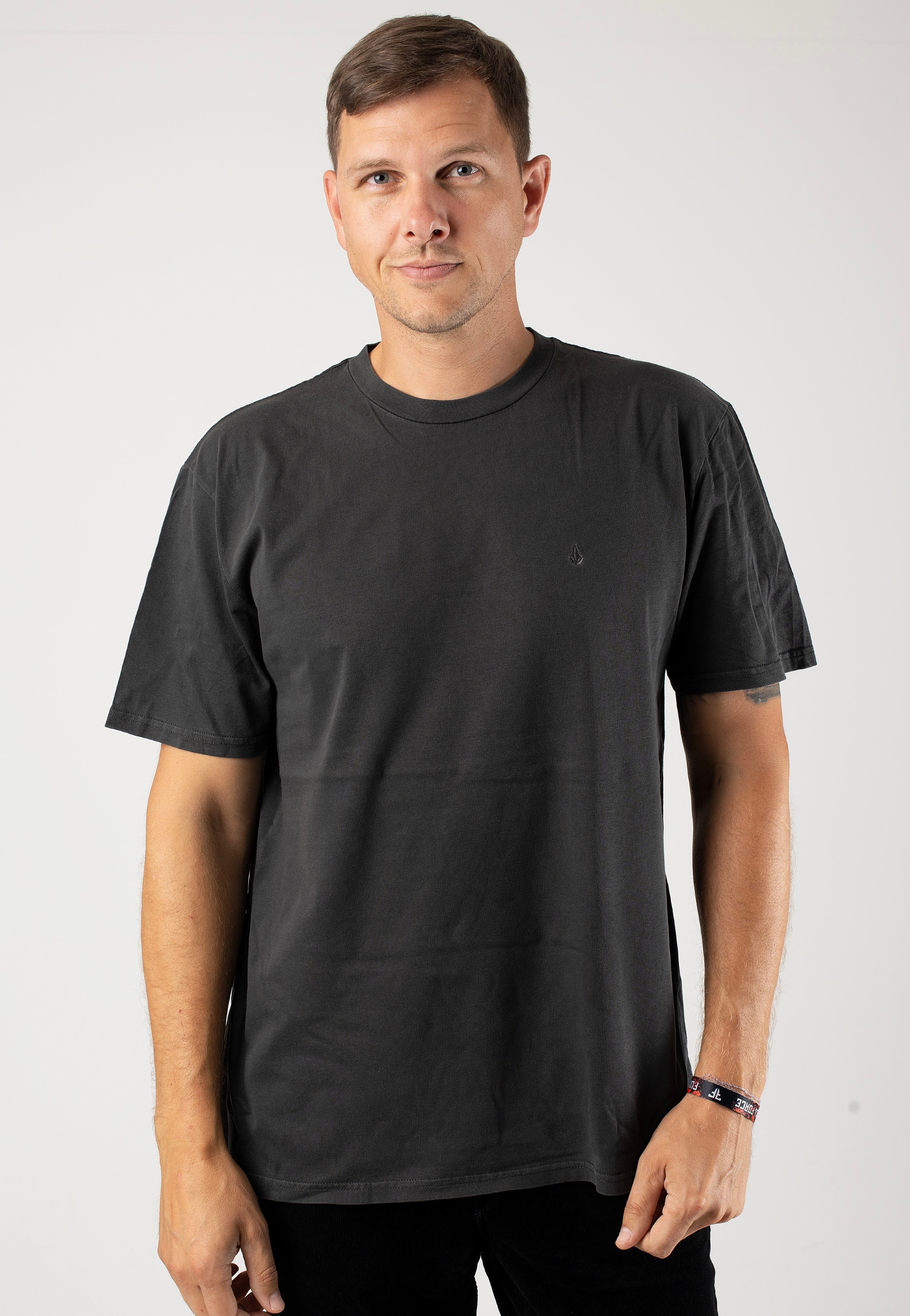 Volcom - Solid Stone Emb Black - T-Shirt | Men-Image