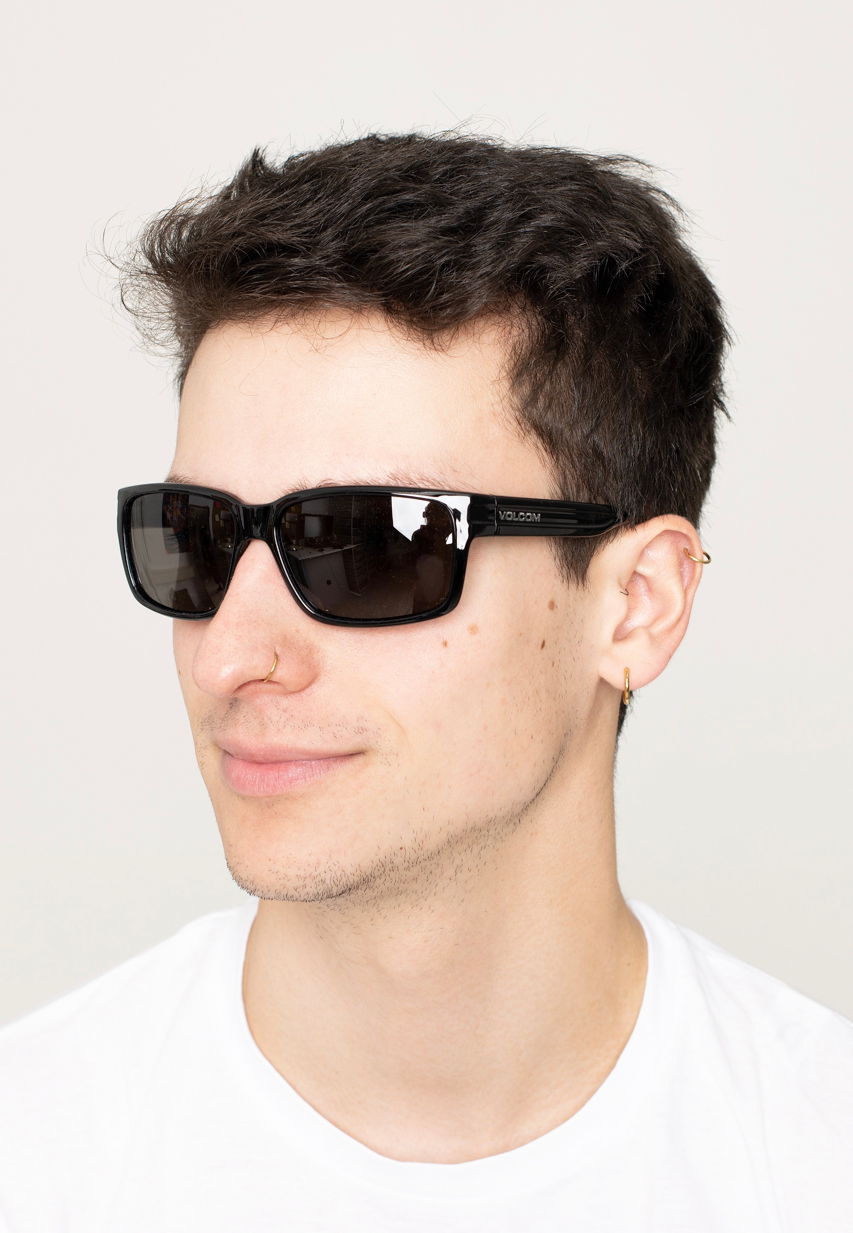 Volcom - Stoneage Gloss Black/Gray - Sunglasses | Neutral-Image