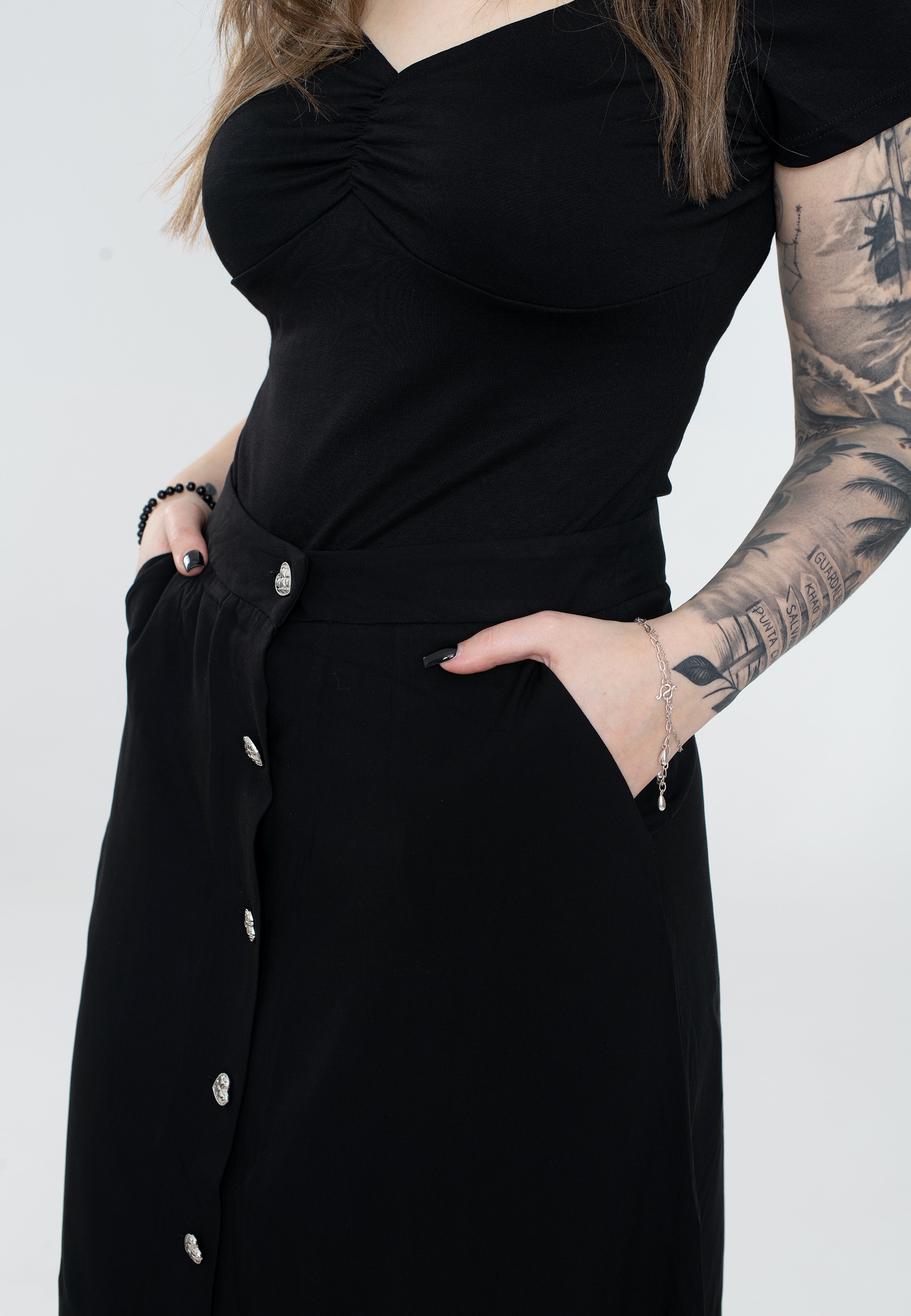 Voodoo Vixen - Heart Button Midi Black - Skirt | Women-Image