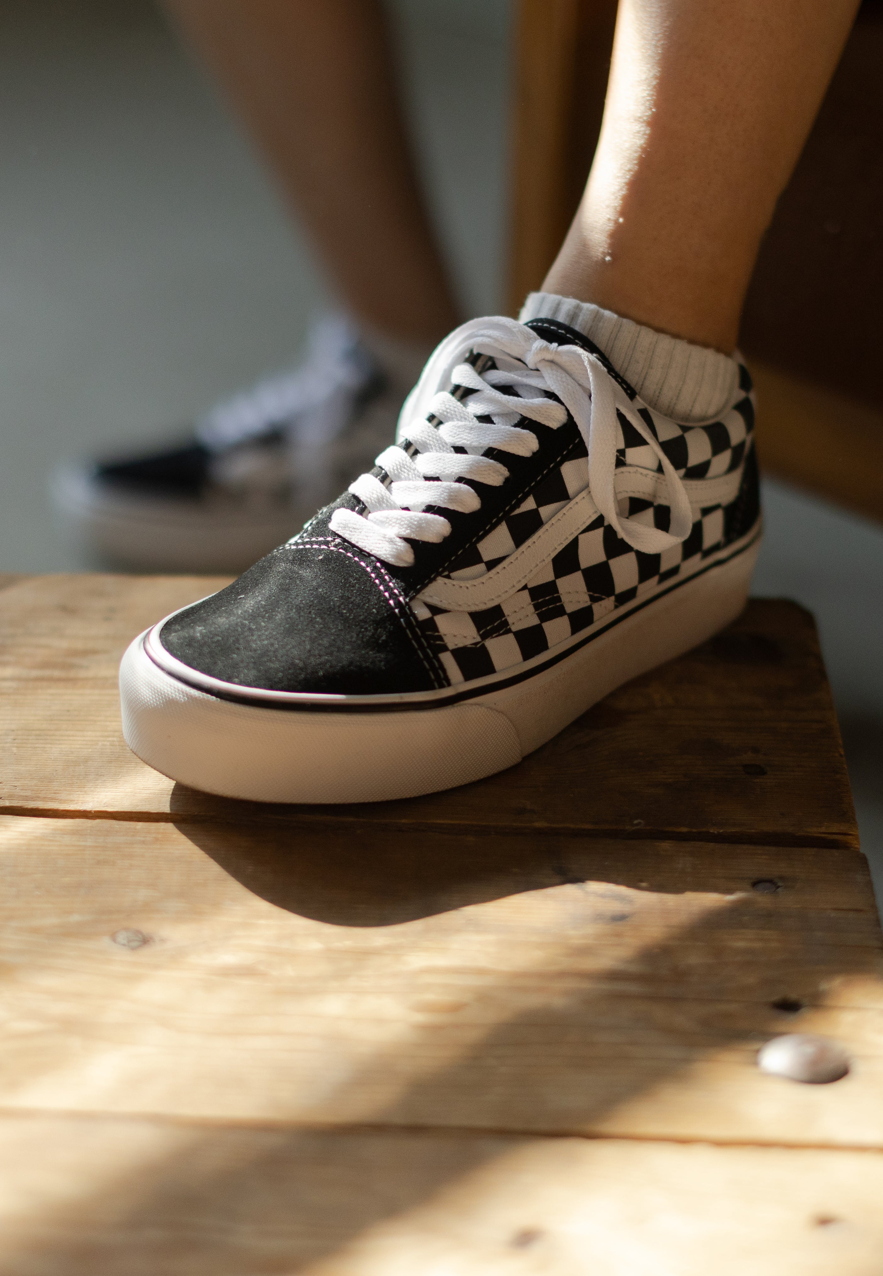 Vans - Old Skool Platform Checkerboard Black/True White - Girl Shoes | Women-Image