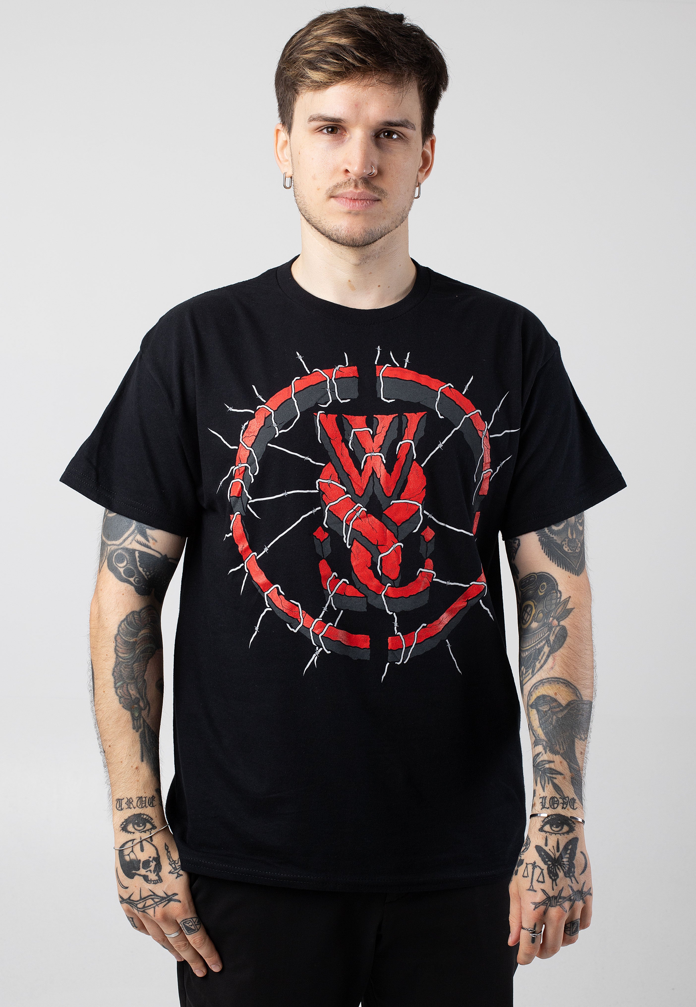 While She Sleeps - Barbed Emblem - T-Shirt | Men-Image