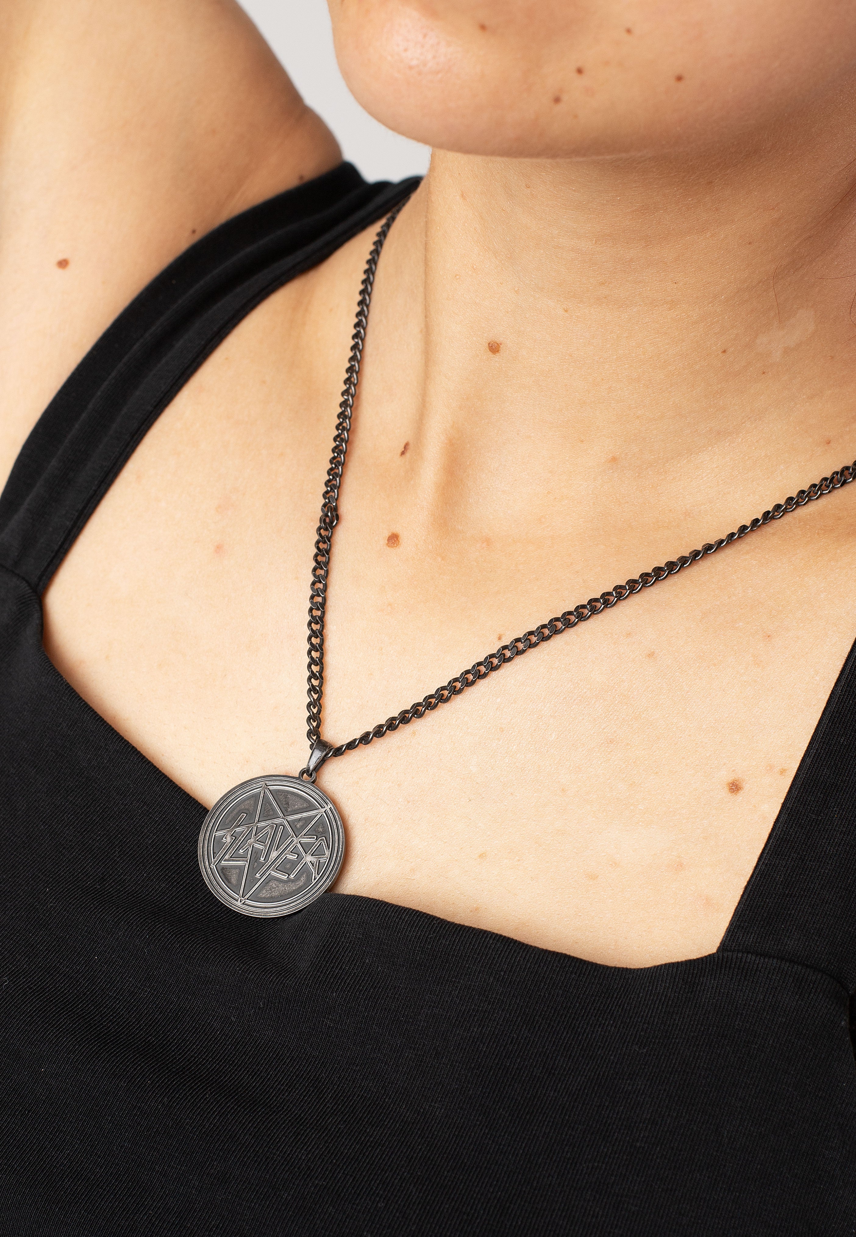 Wildcat x Slayer - Antique Penta - Necklace | Neutral-Image