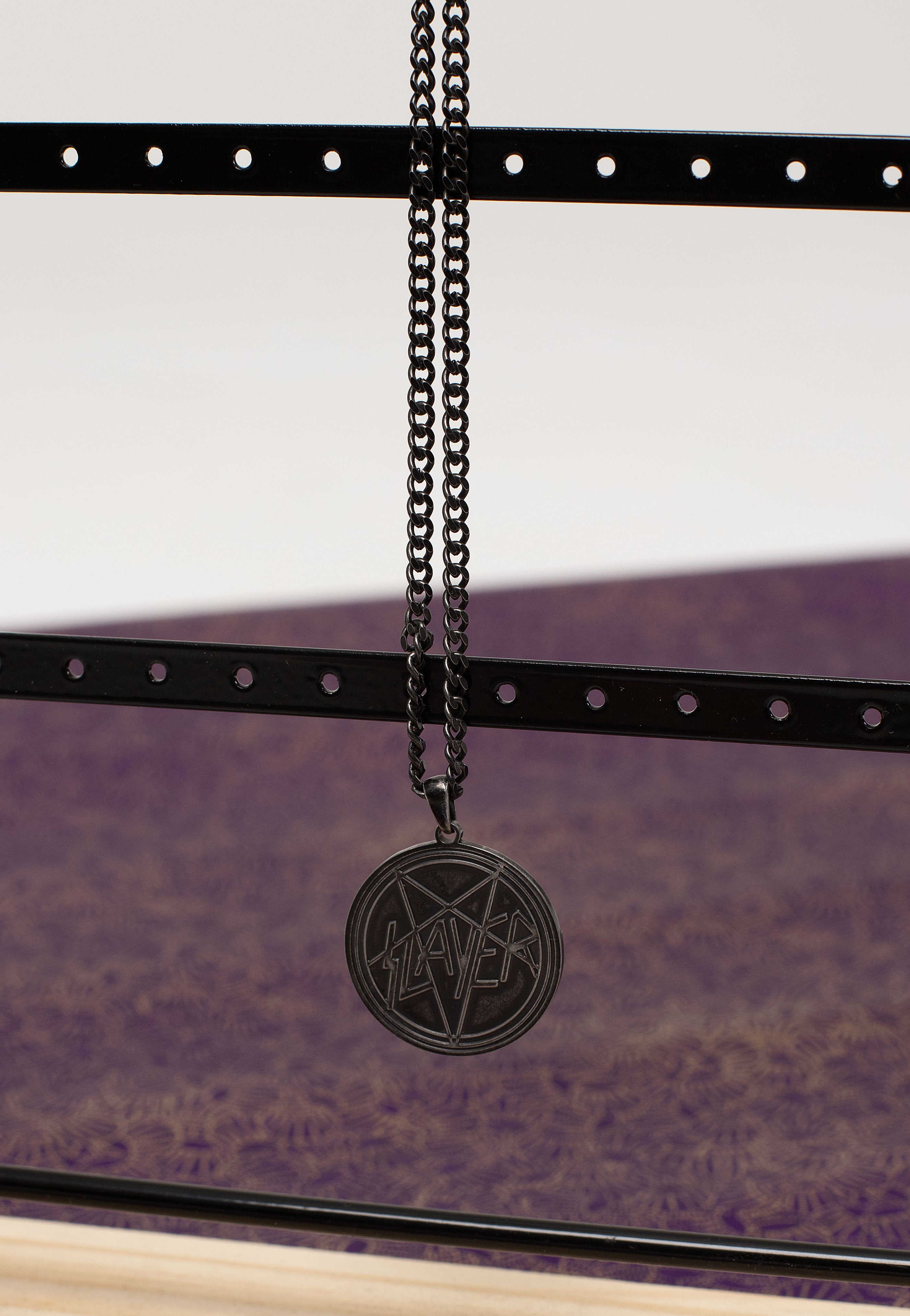 Wildcat x Slayer - Antique Penta - Necklace | Neutral-Image