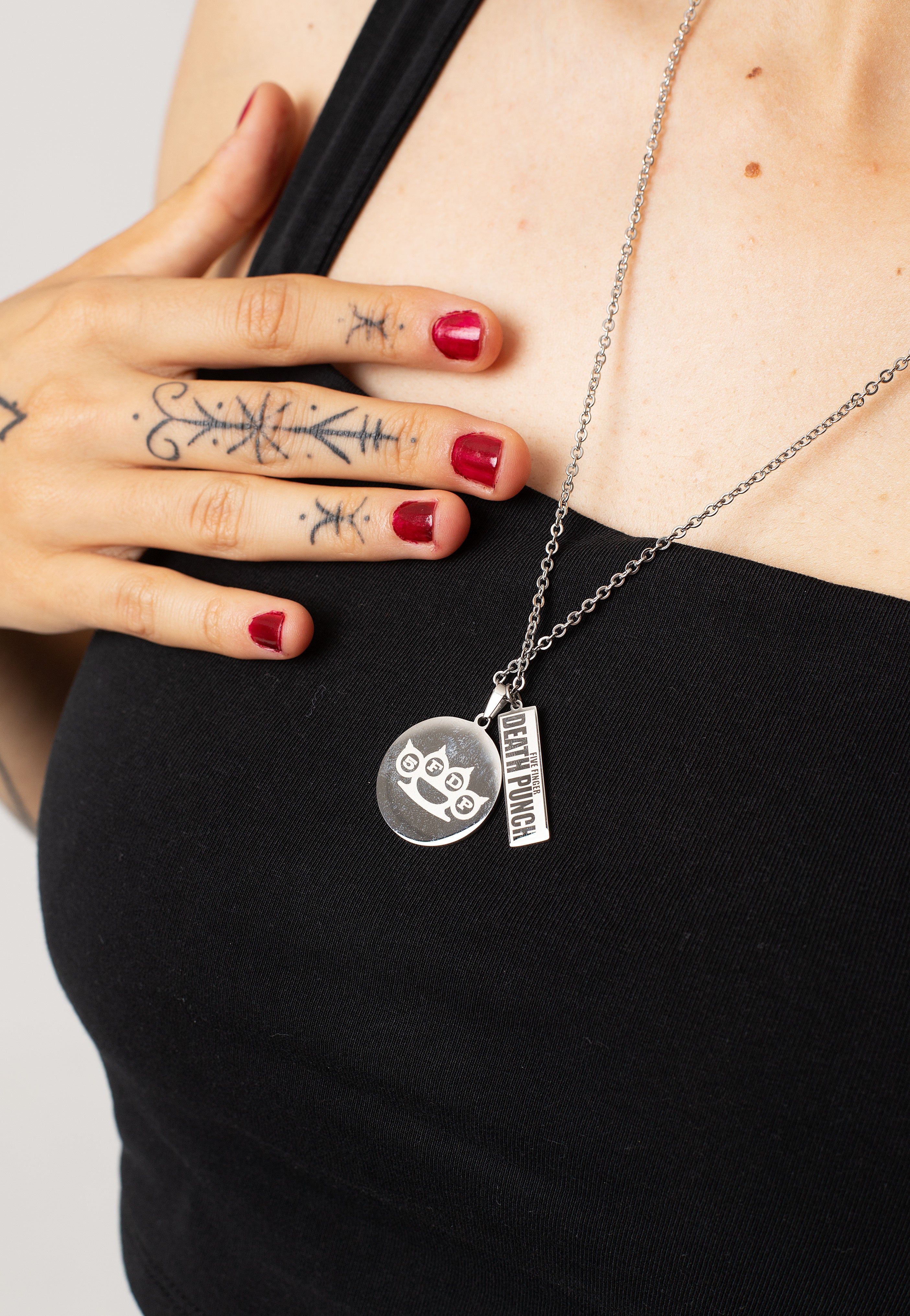 Wildcat x Five Finger Death Punch - Coin - Necklace | Neutral-Image