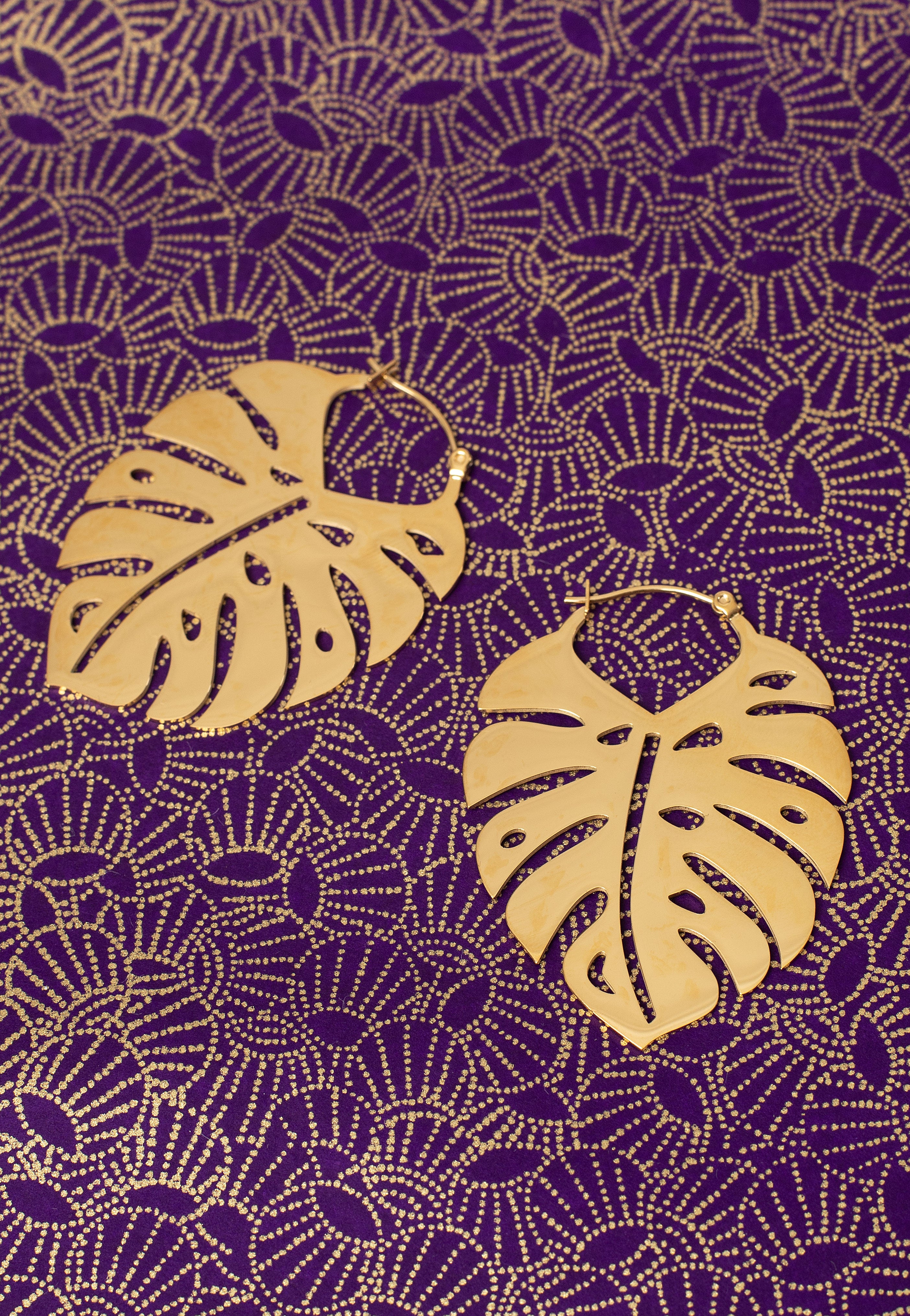 Wildcat - Monstera Leaf Gold - Earrings | Neutral-Image