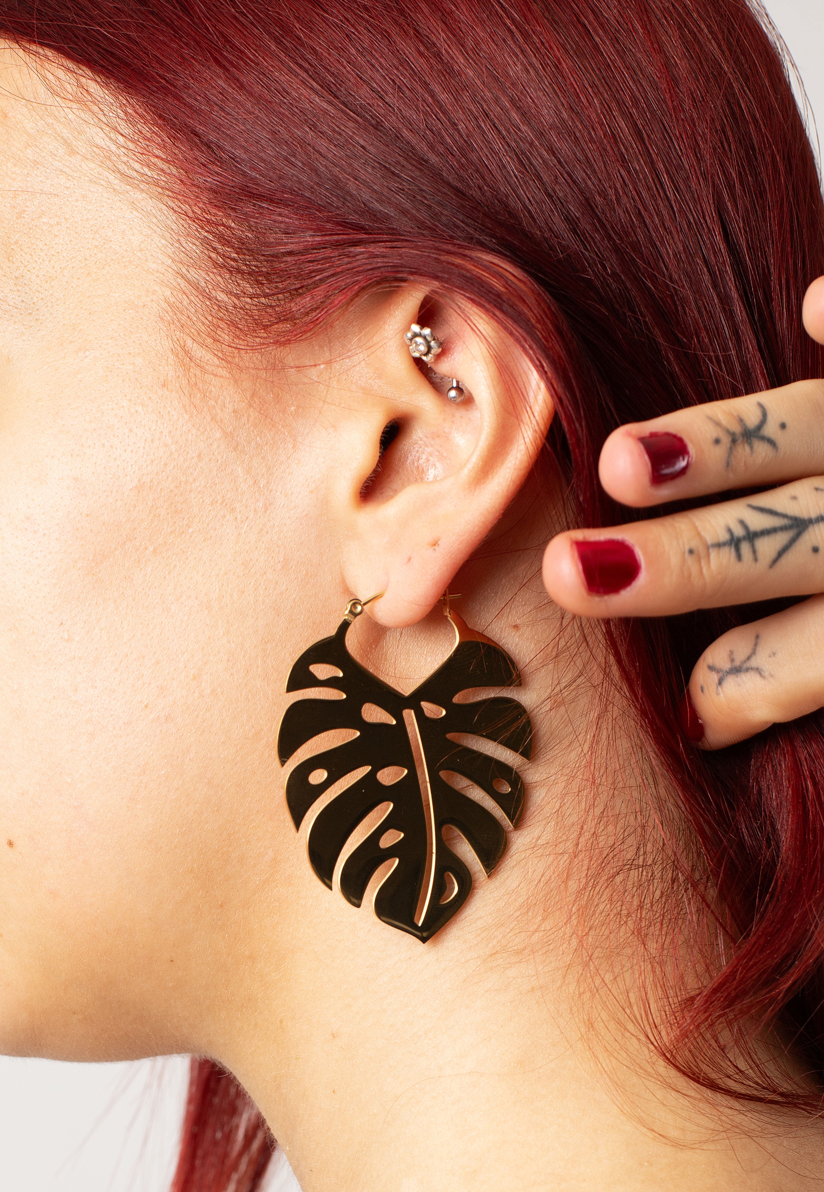 Wildcat - Monstera Leaf Gold - Earrings | Neutral-Image