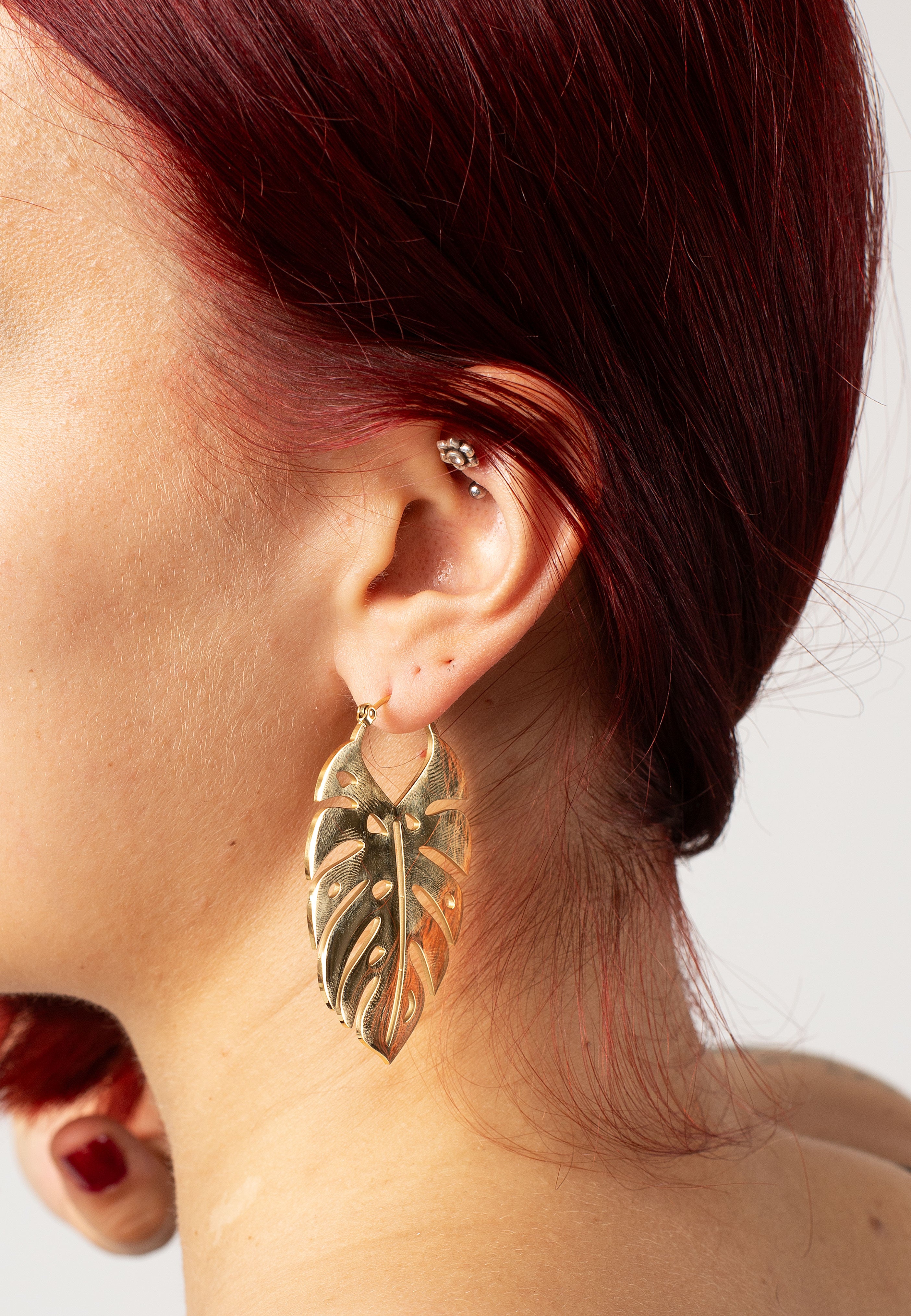 Wildcat - Monstera Leaf Gold - Earrings | Neutral-Image